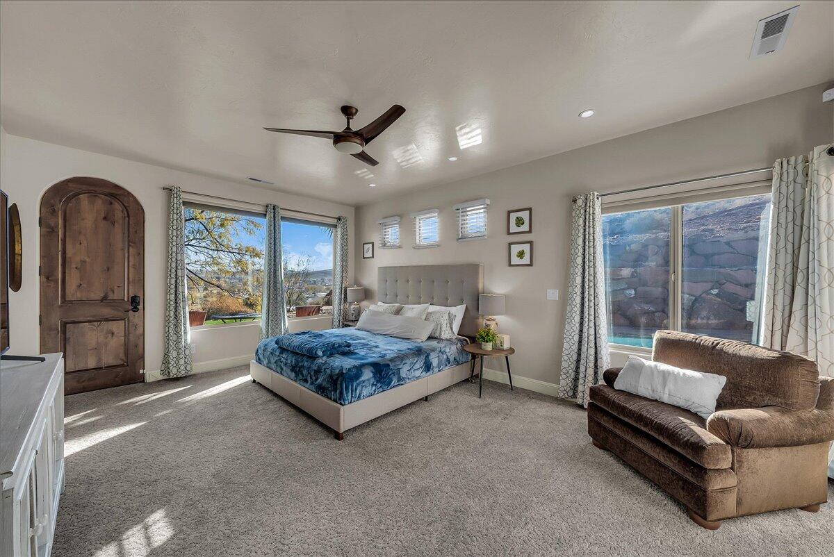 SIENNA RIDGE AT WEBB HILL - Residential