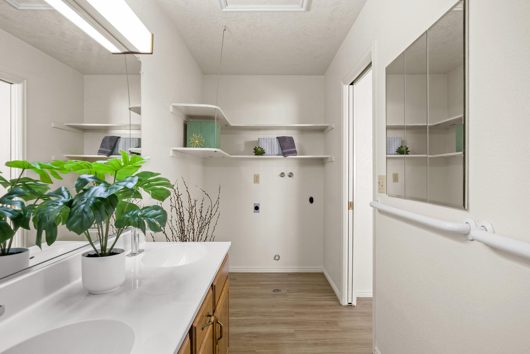 VISTA RIDGE ESTATES - Residential