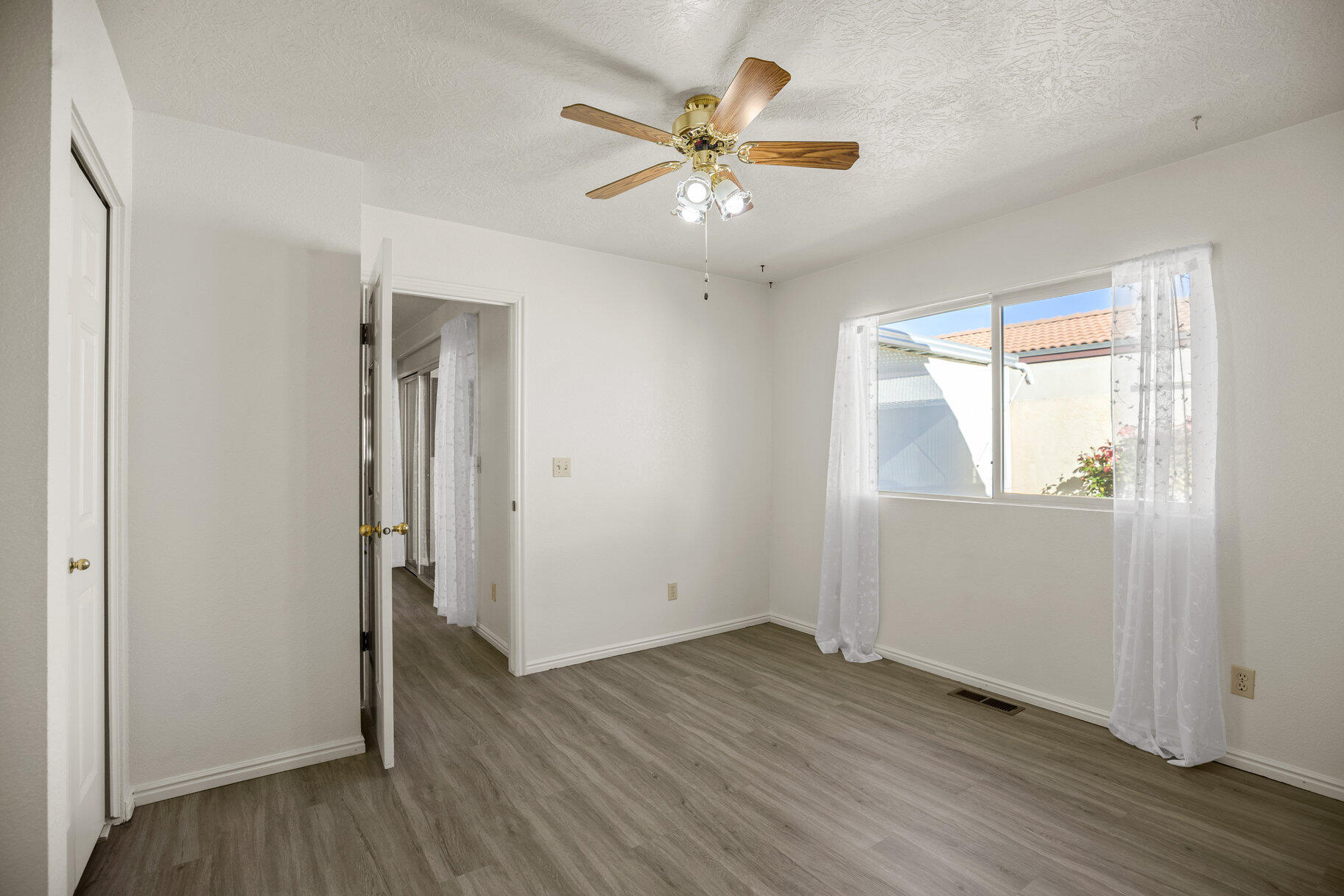 VISTA RIDGE ESTATES - Residential