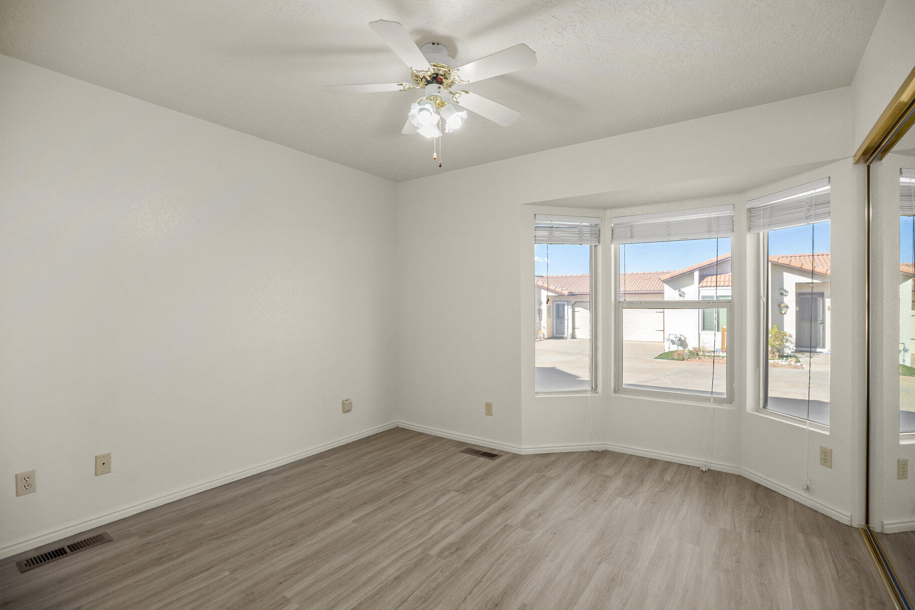 VISTA RIDGE ESTATES - Residential