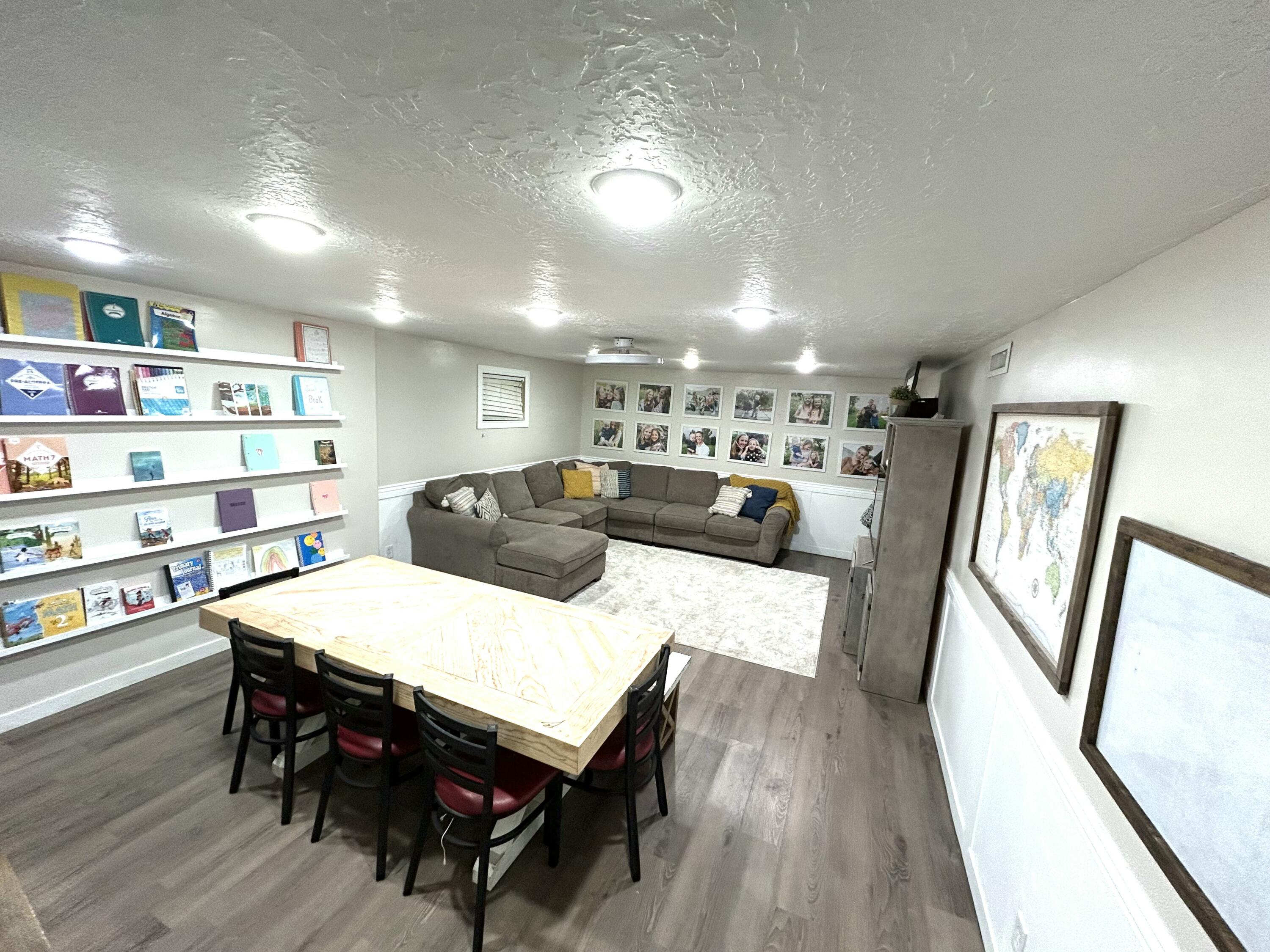 SANTA CLARA TOWNSITE AND FIELD - Residential