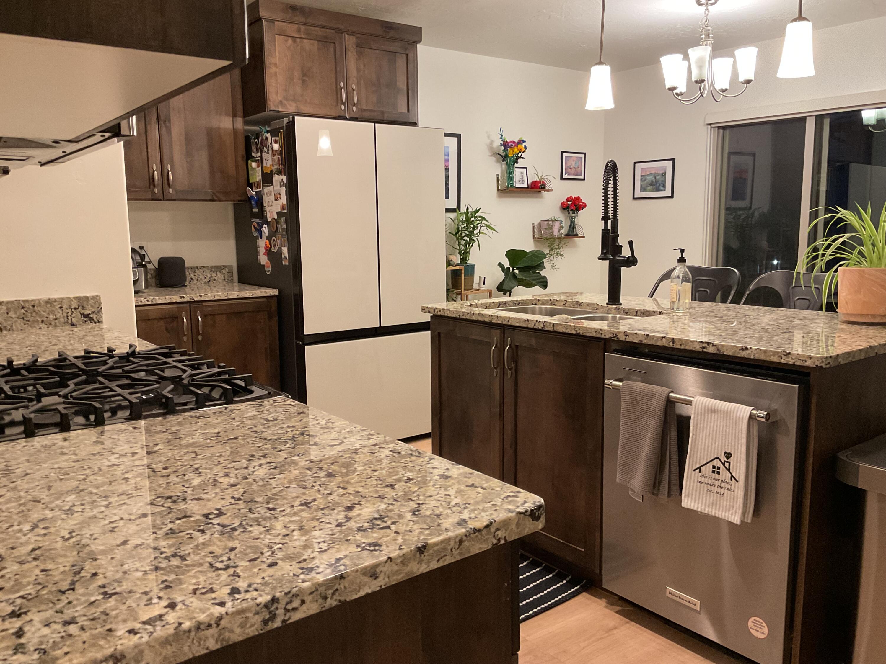 DESERT BLUFF AT DESERT CANYONS TOWNHOMES - Residential