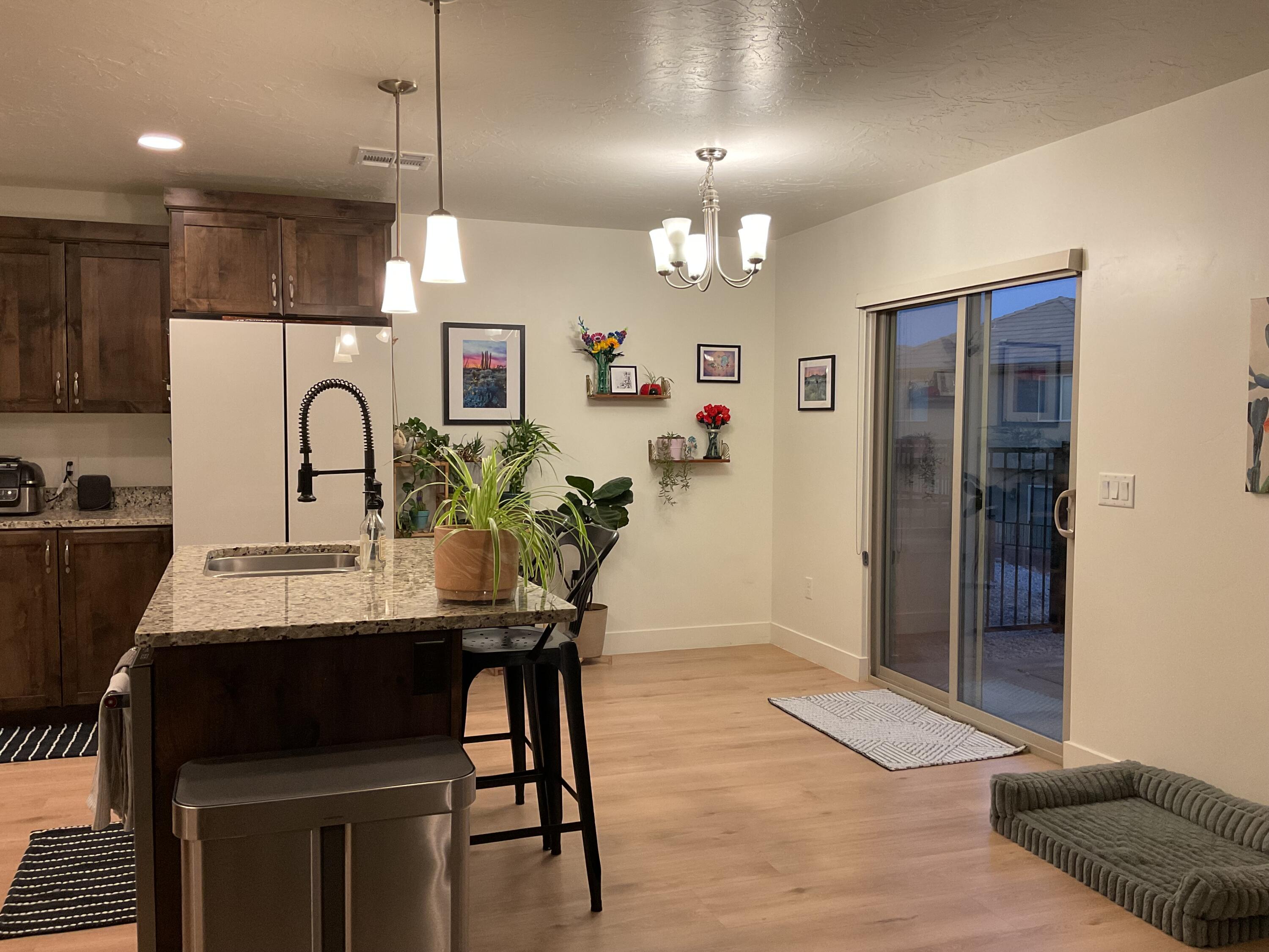 DESERT BLUFF AT DESERT CANYONS TOWNHOMES - Residential