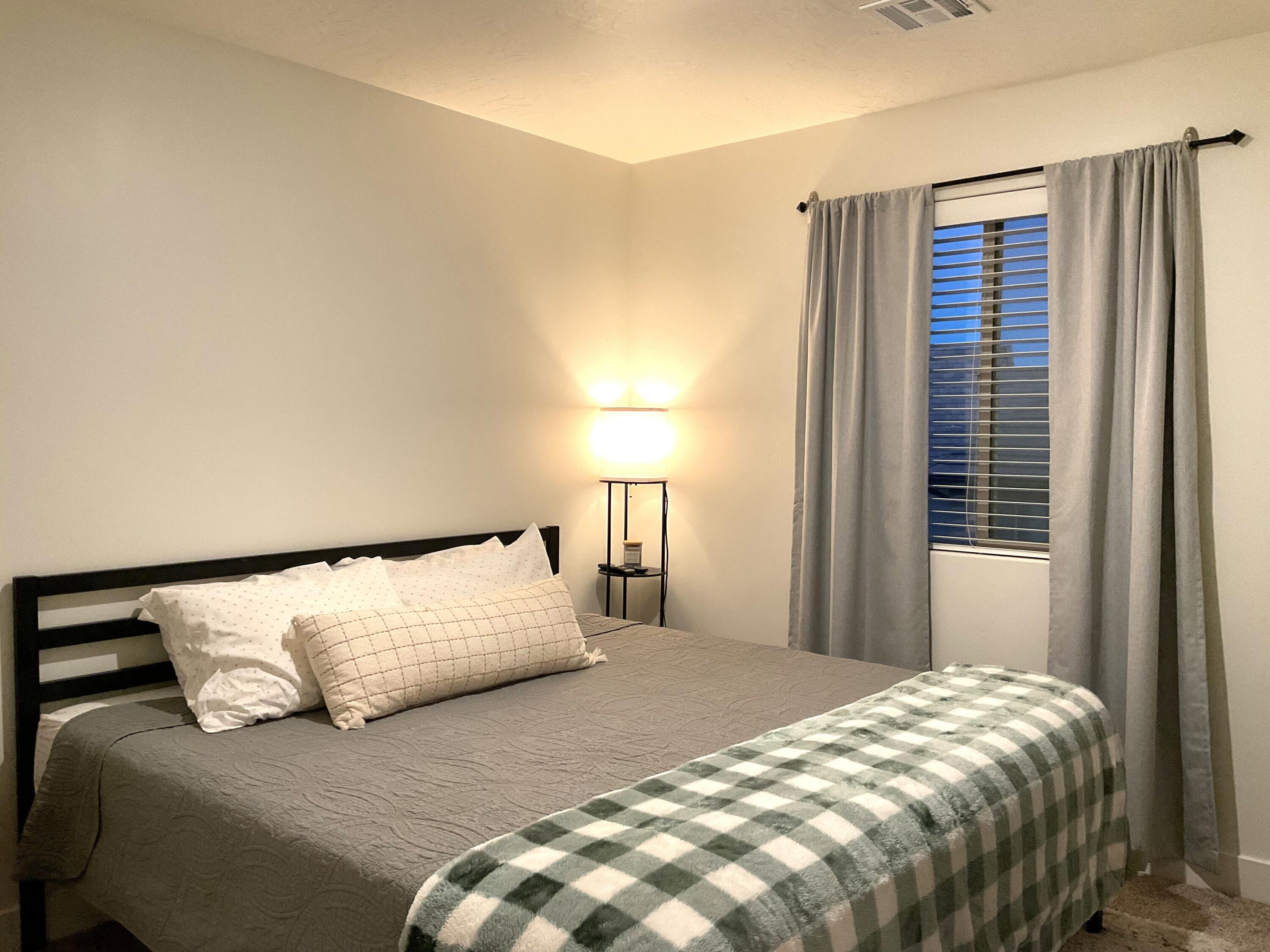 DESERT BLUFF AT DESERT CANYONS TOWNHOMES - Residential