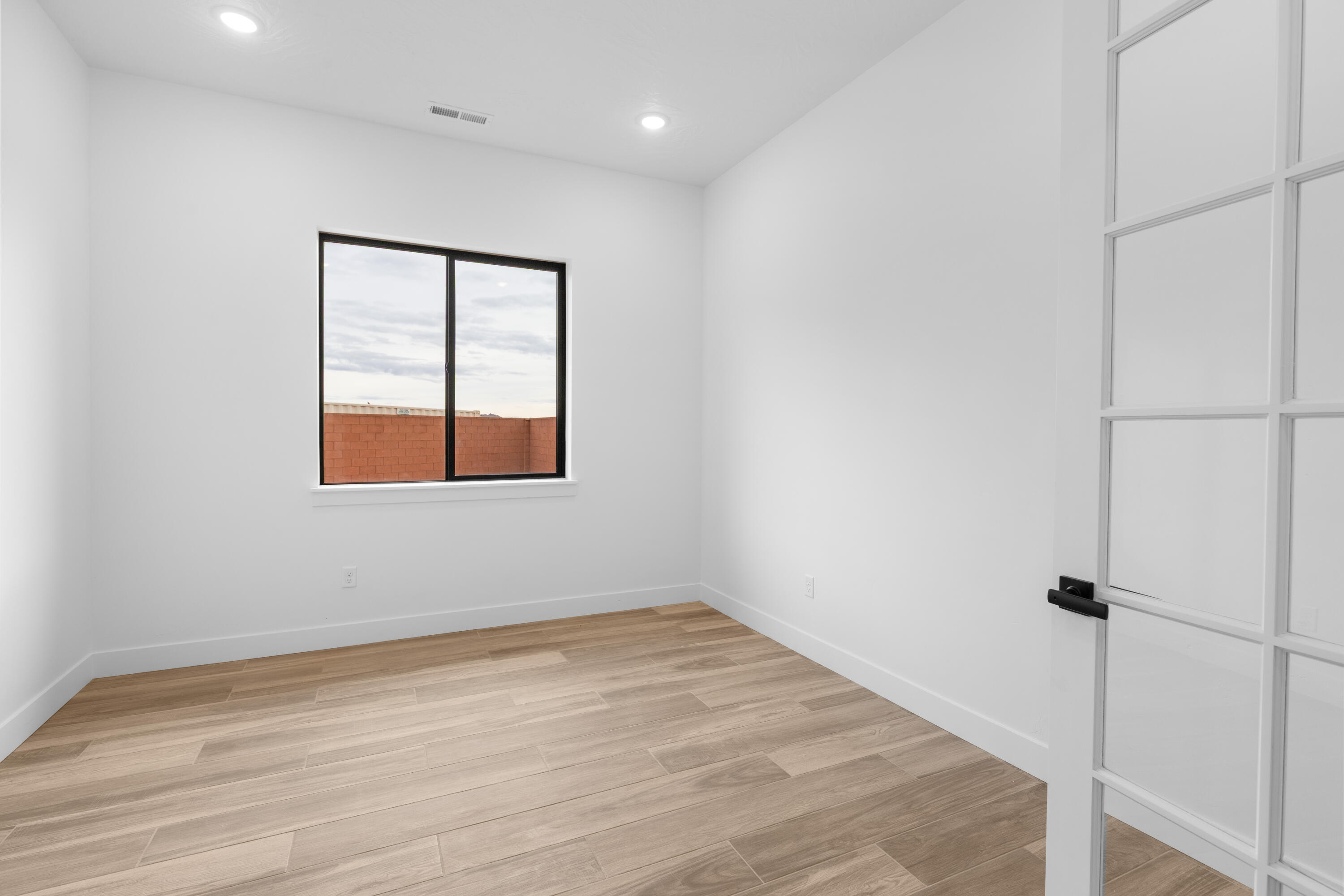 DESERT COVE ESTATES - Residential