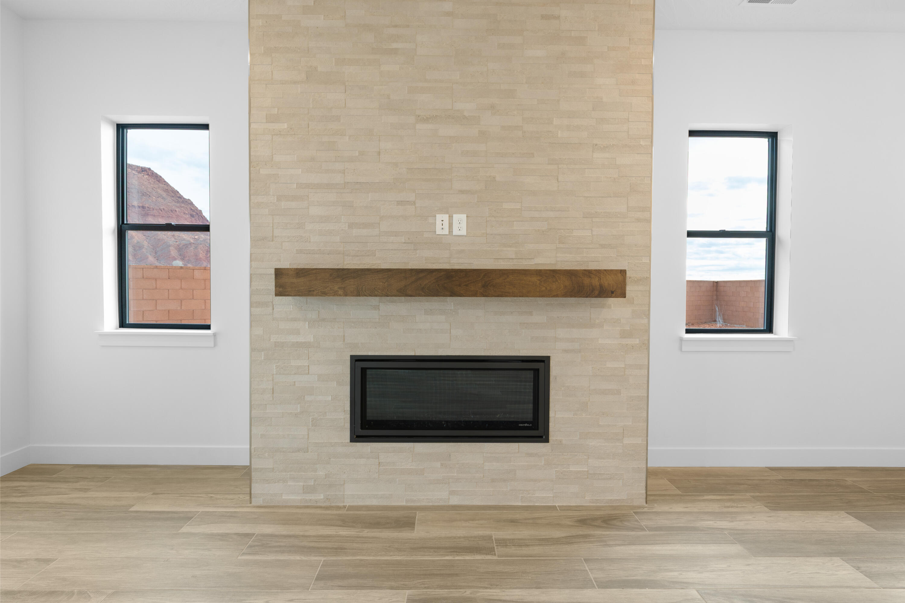 DESERT COVE ESTATES - Residential