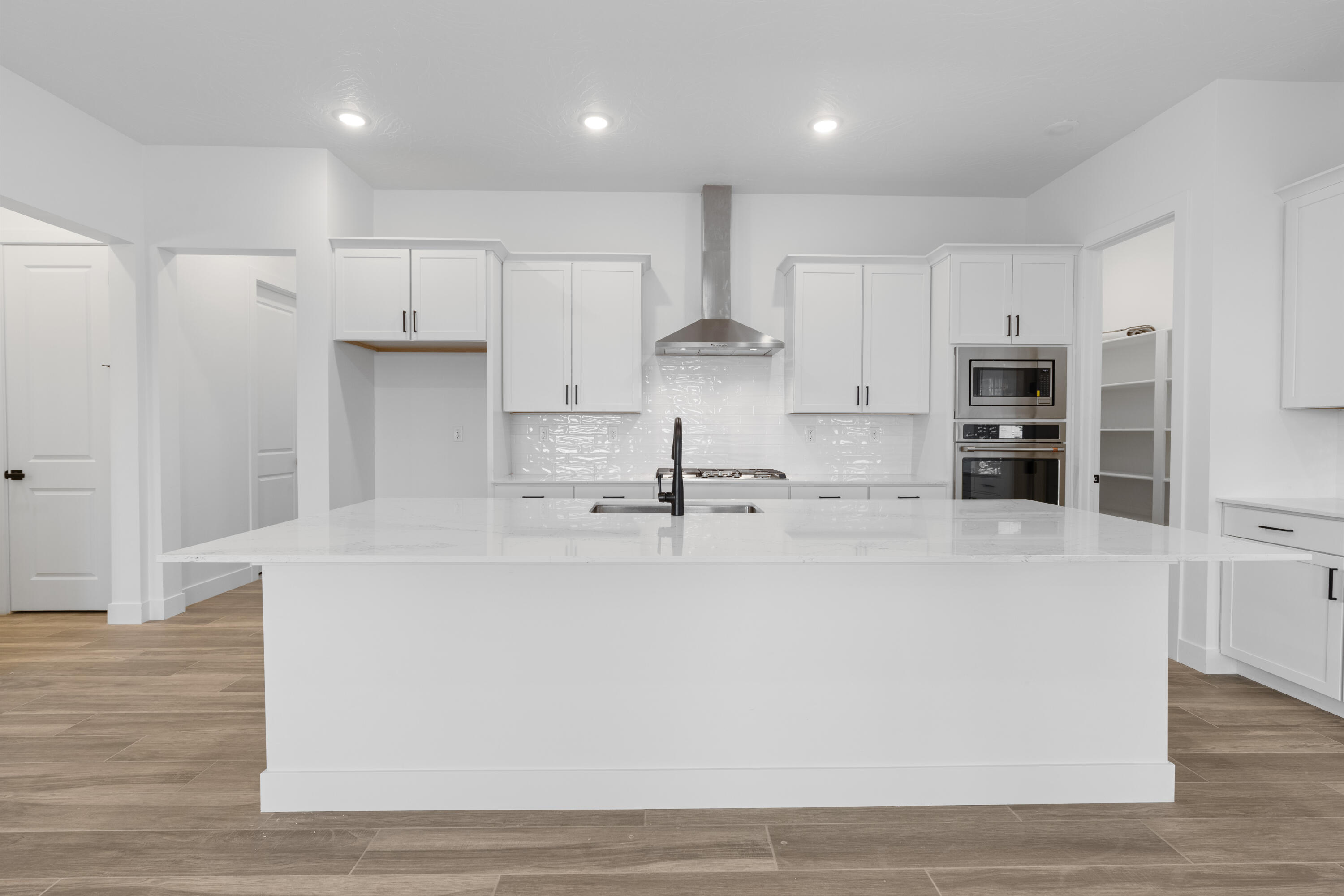 DESERT COVE ESTATES - Residential