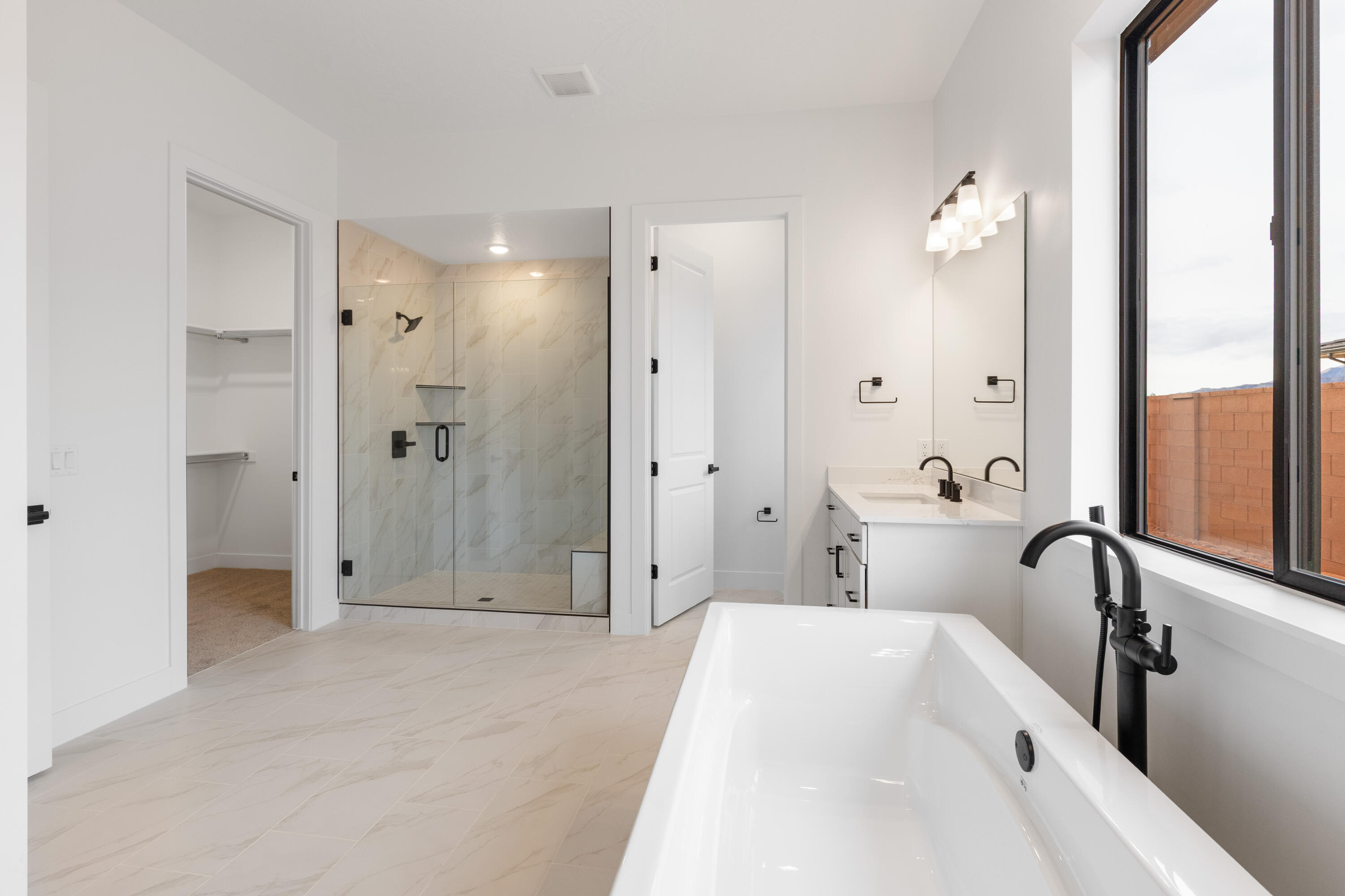 DESERT COVE ESTATES - Residential