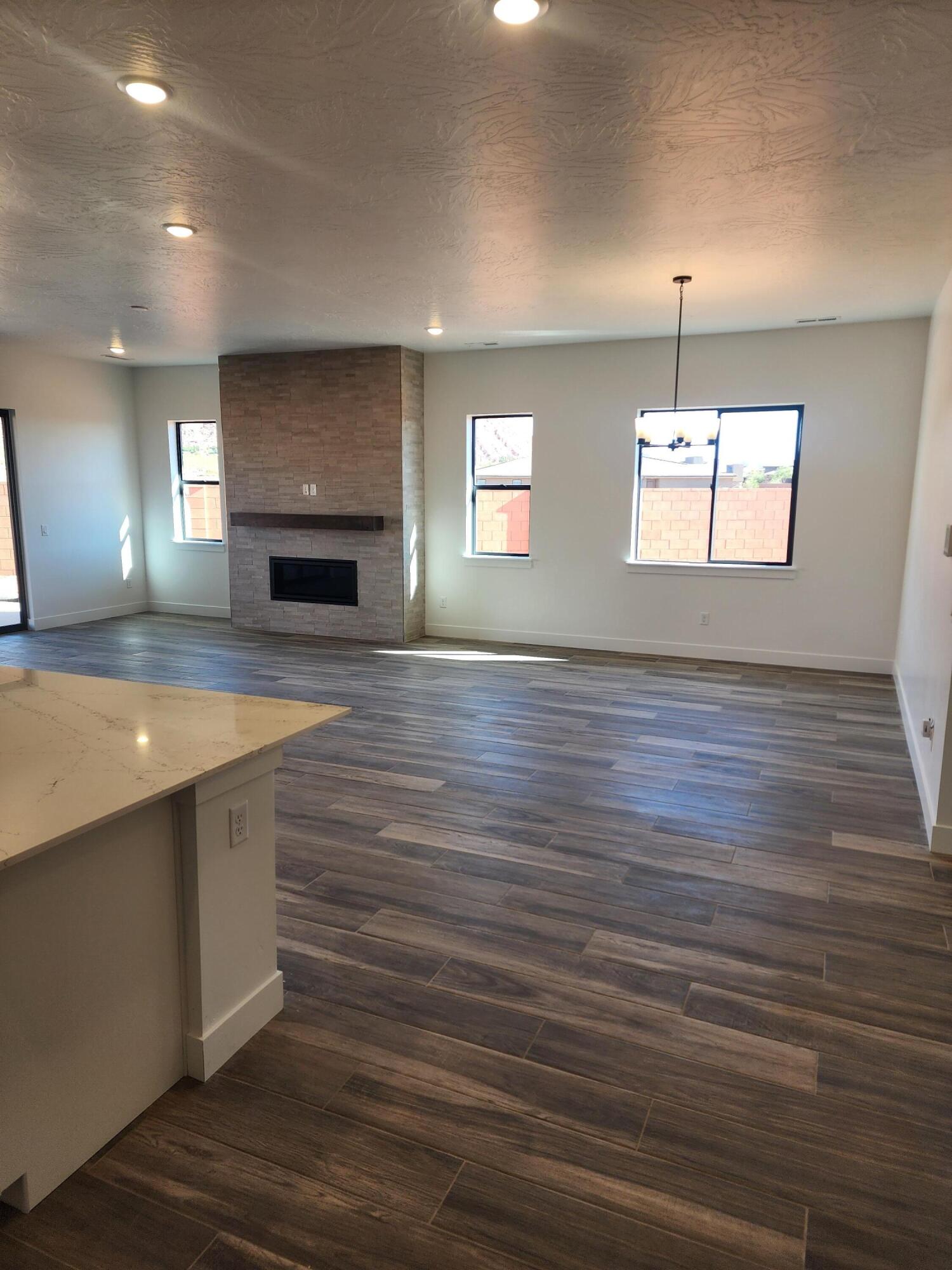 DESERT COVE ESTATES - Residential