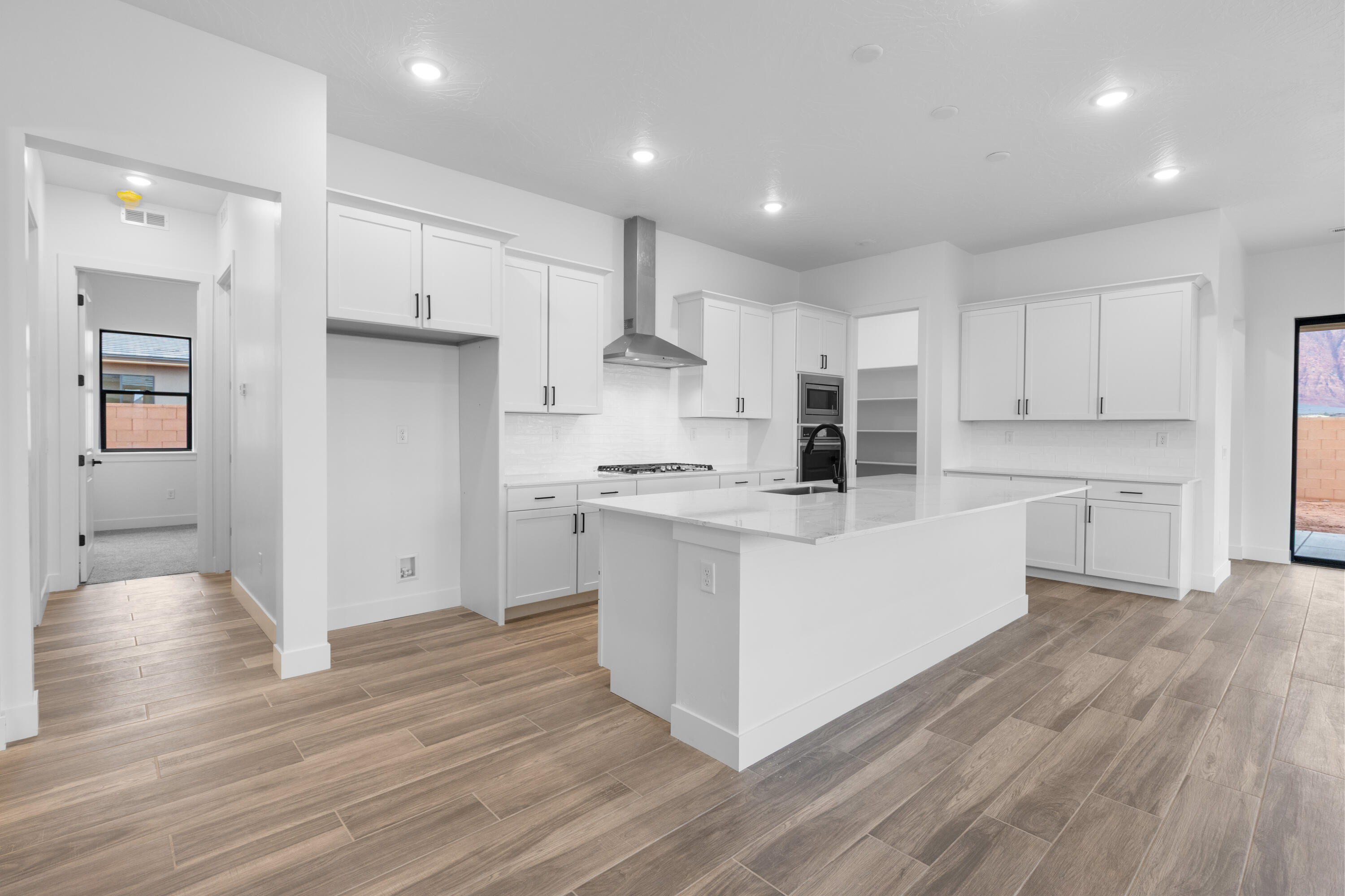 DESERT COVE ESTATES - Residential