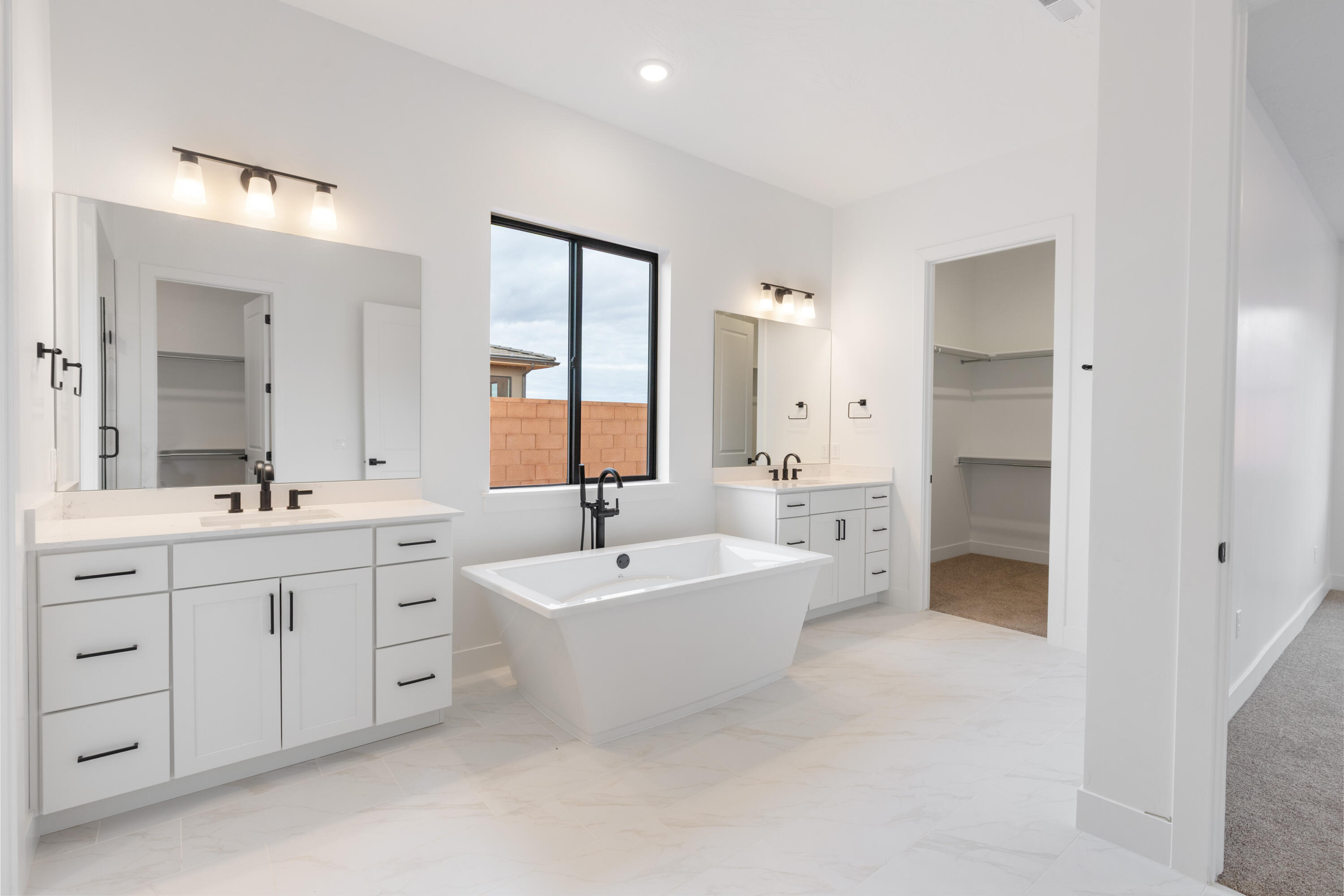 DESERT COVE ESTATES - Residential