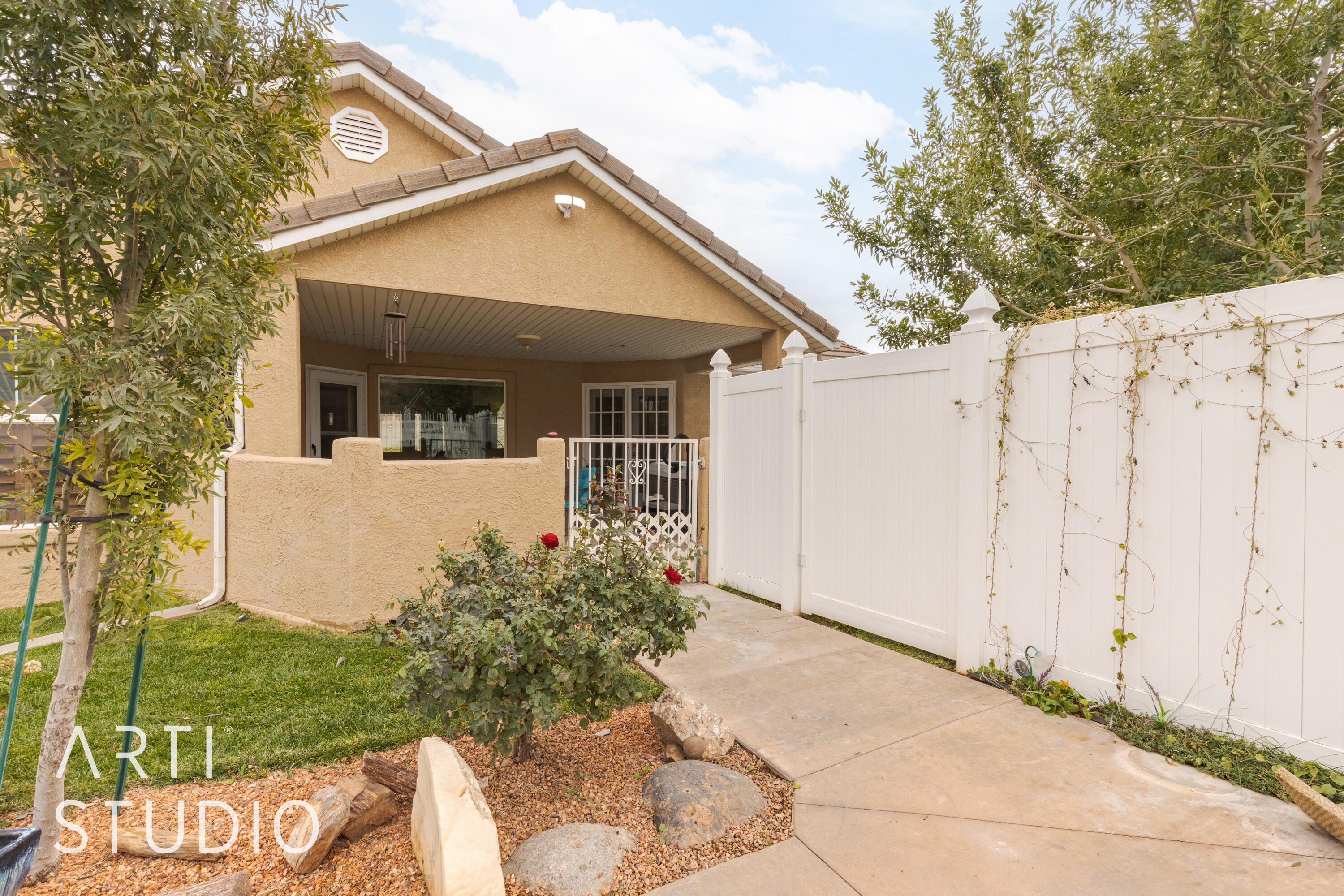 CHOLLA CREEK - Residential