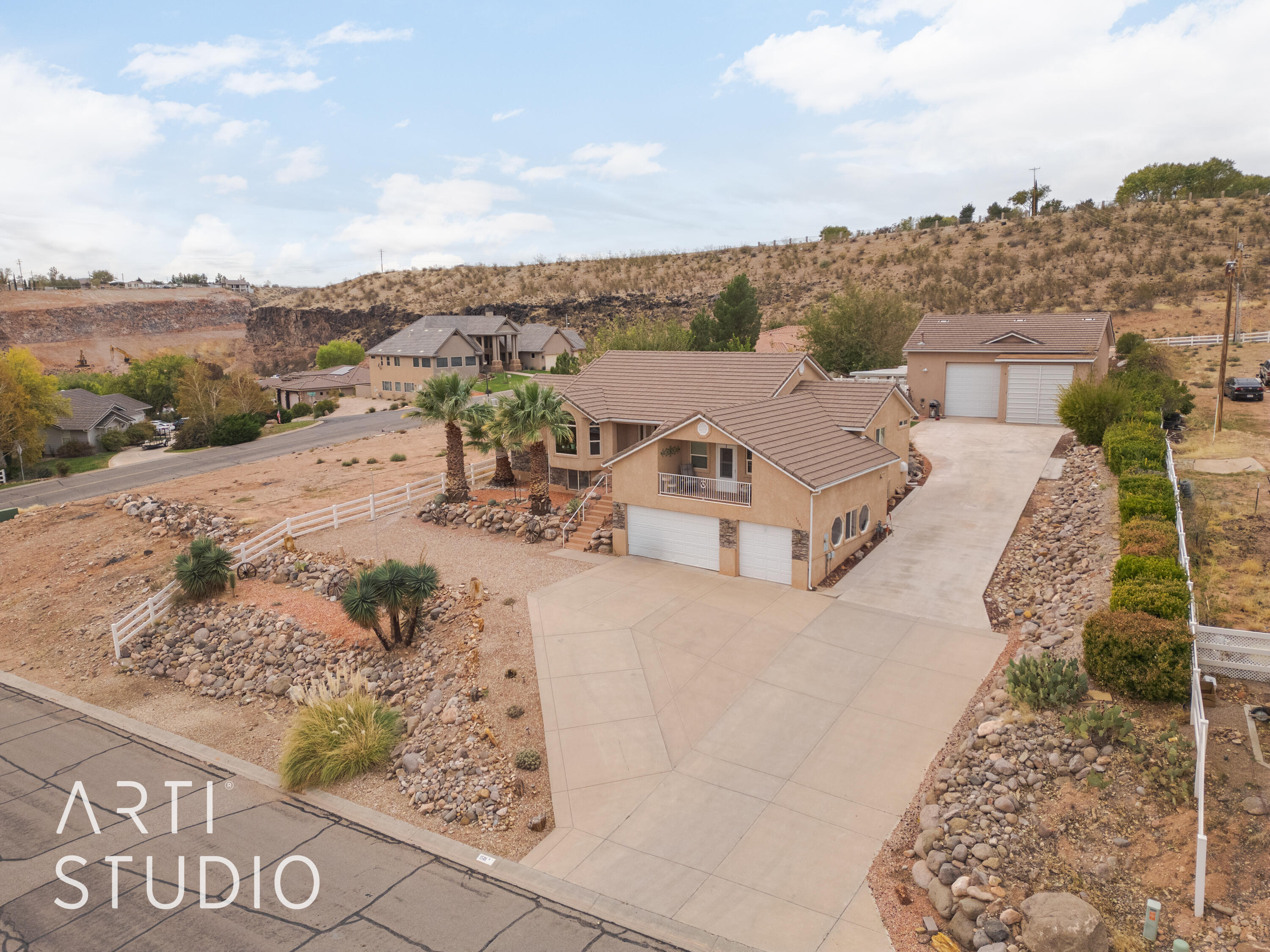 CHOLLA CREEK - Residential