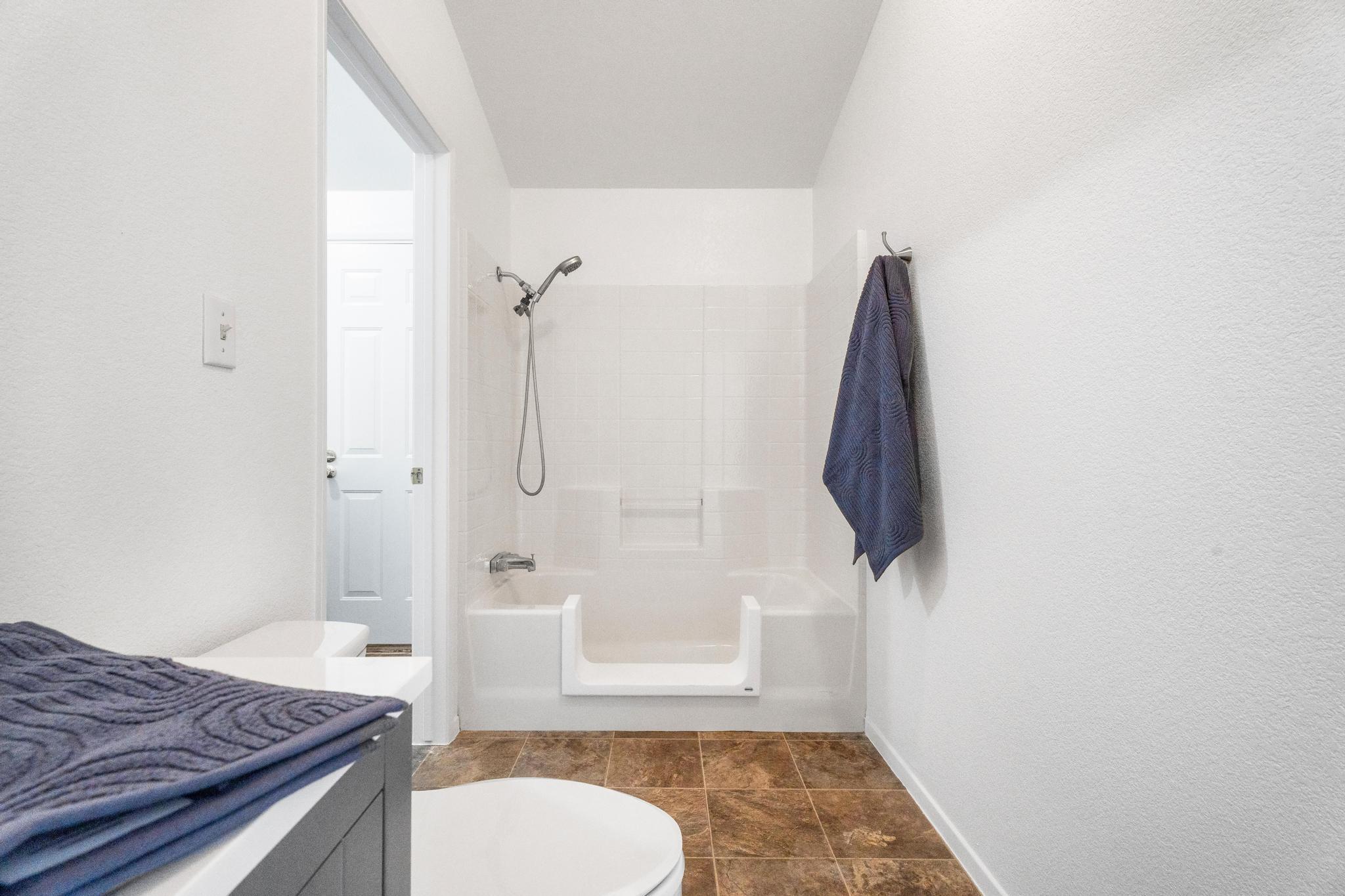 LAVA BLUFF MOBILE HOME PARK - Residential