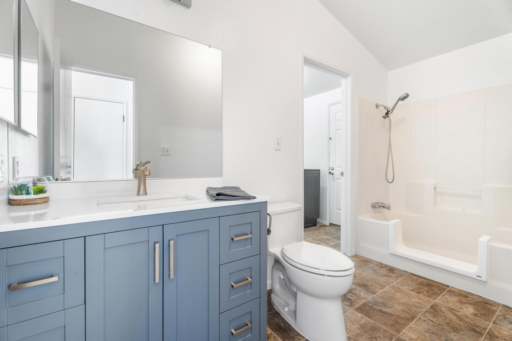 LAVA BLUFF MOBILE HOME PARK - Residential