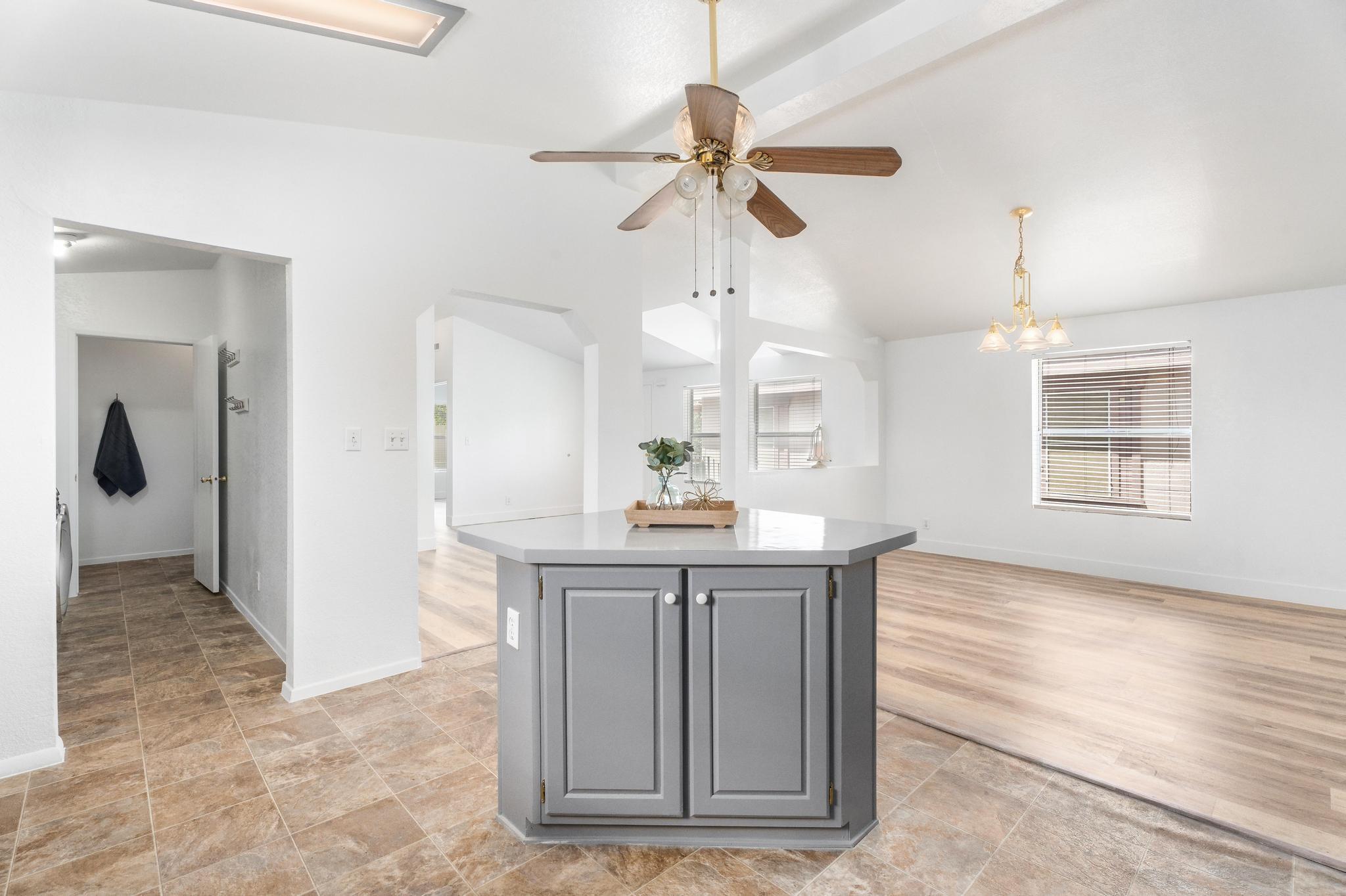 LAVA BLUFF MOBILE HOME PARK - Residential