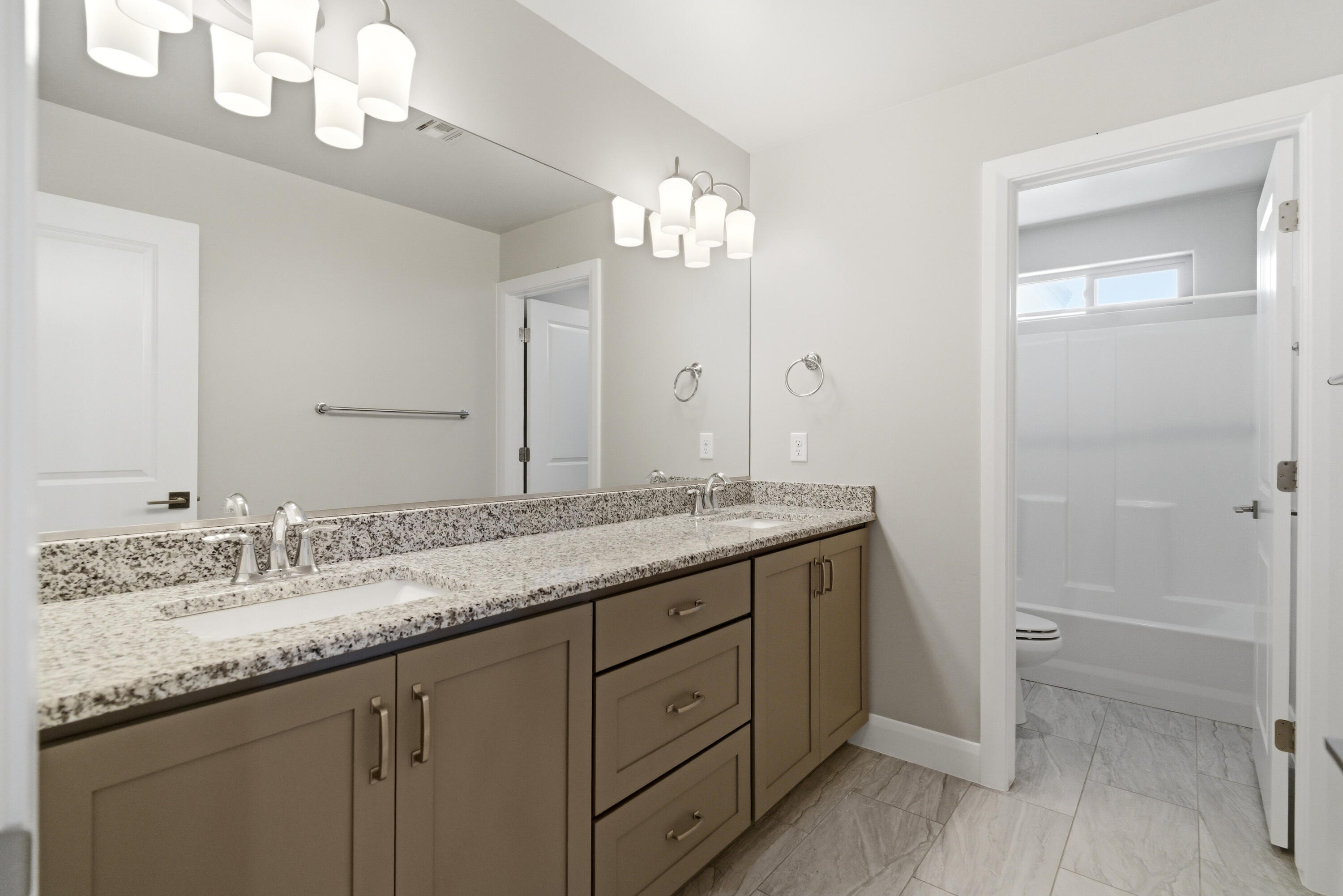 ASPEN ESTATES - Residential