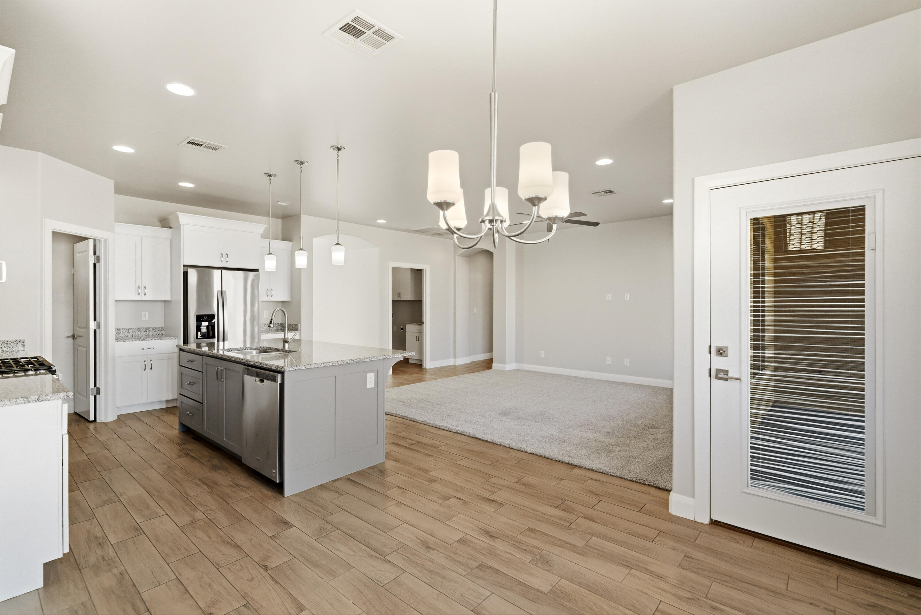 ASPEN ESTATES - Residential