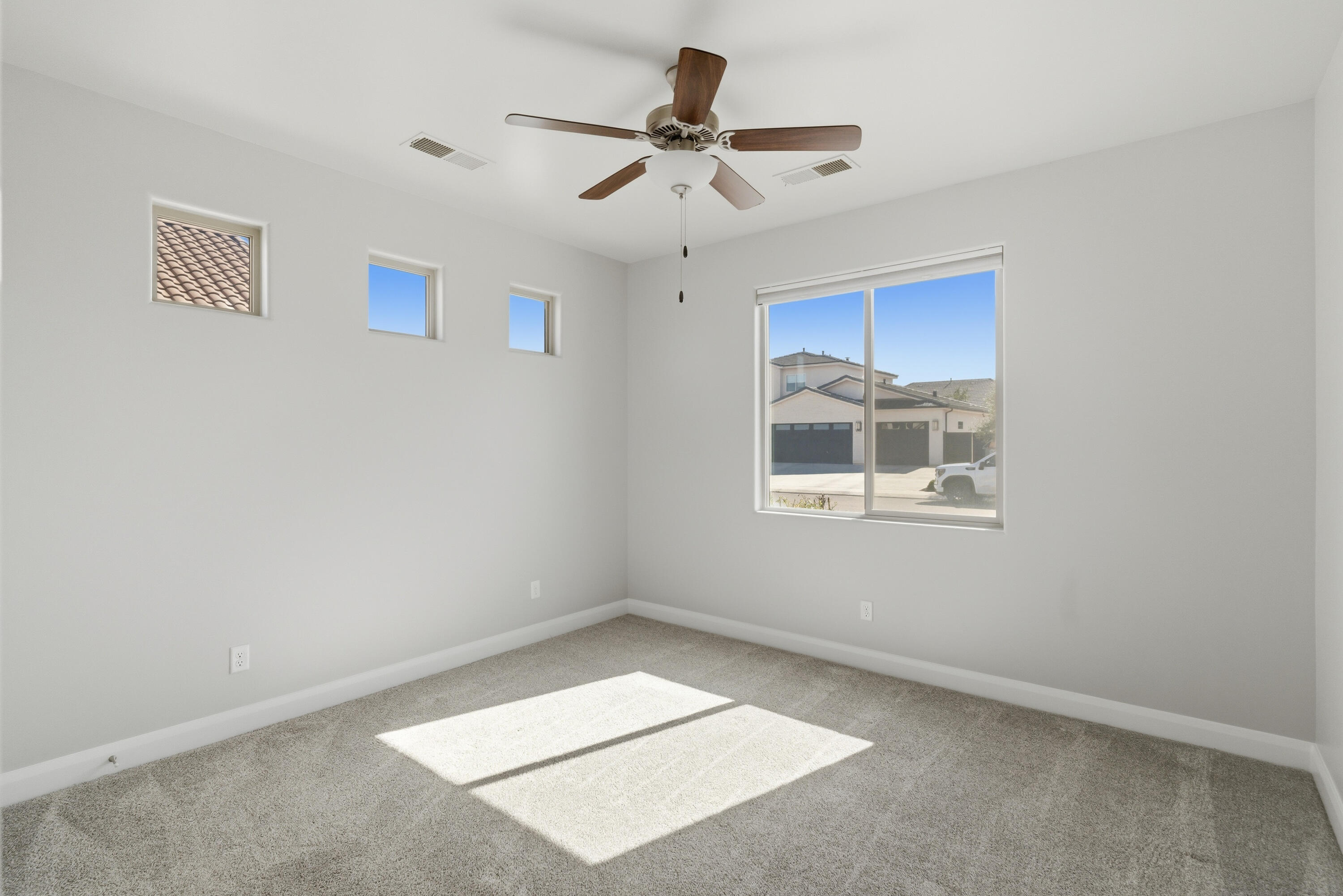 ASPEN ESTATES - Residential