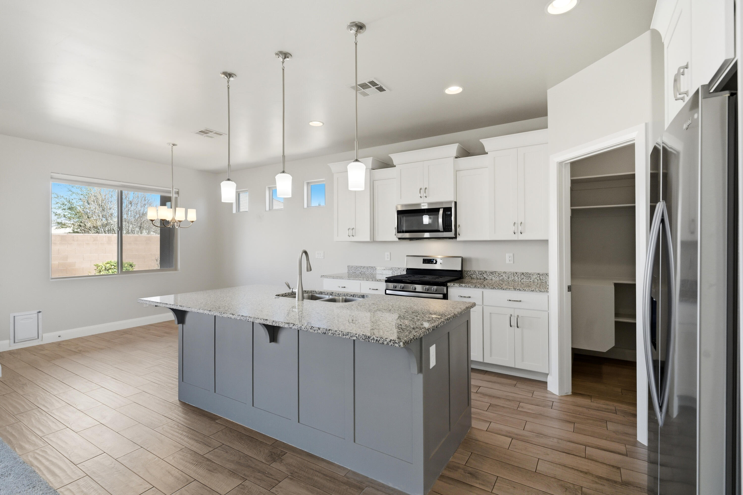 ASPEN ESTATES - Residential