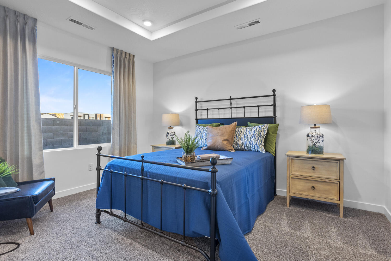 STANDING ROCK WEST AT LONG VALLEY - Residential