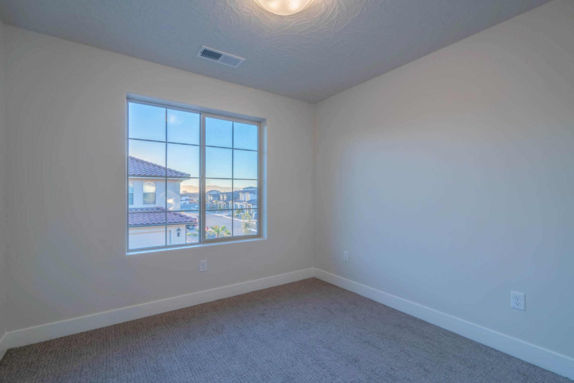 ESCONDIDO AT SIENNA HILLS - Residential