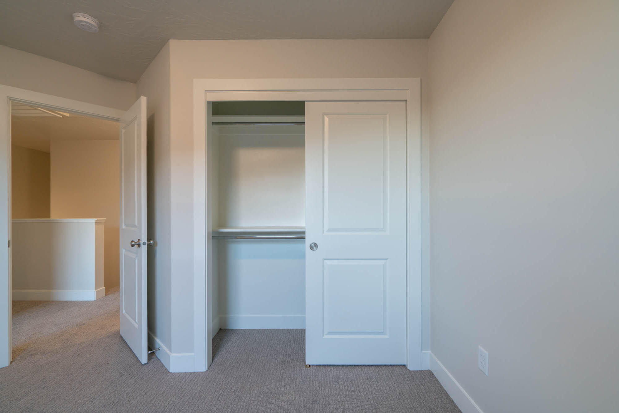 ESCONDIDO AT SIENNA HILLS - Residential