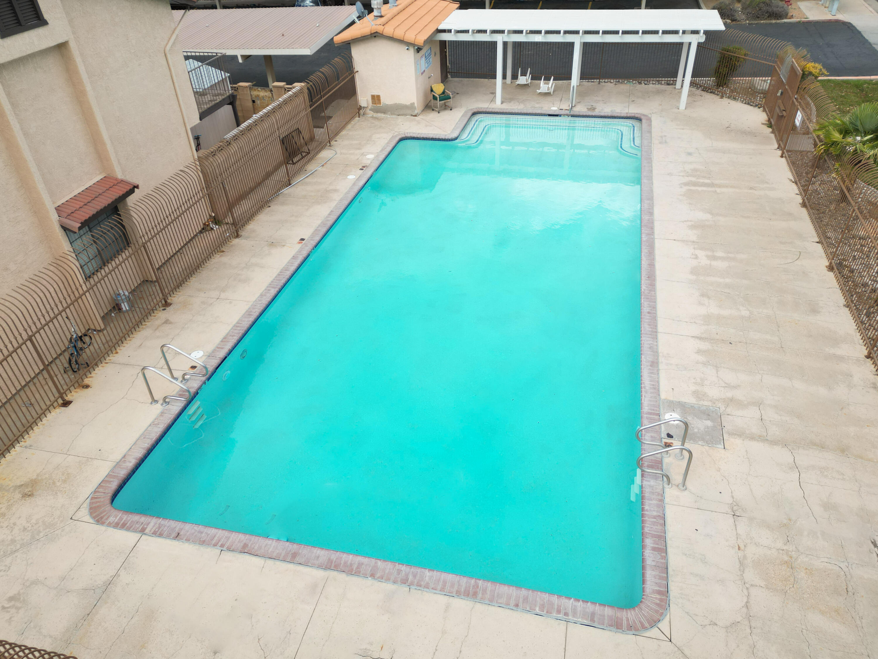 COLOR VIEW TOWNHOMES - Residential