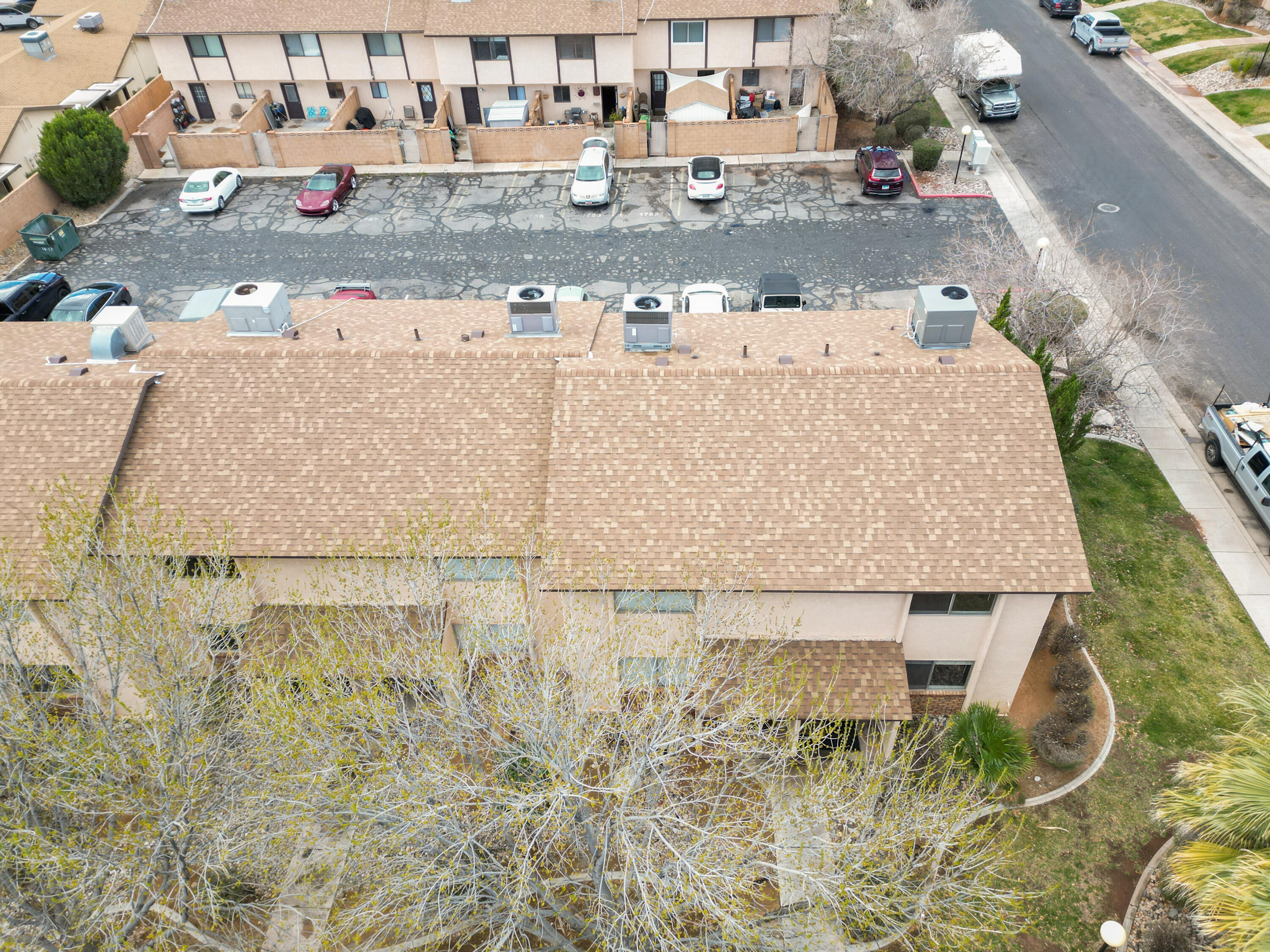 COLOR VIEW TOWNHOMES - Residential