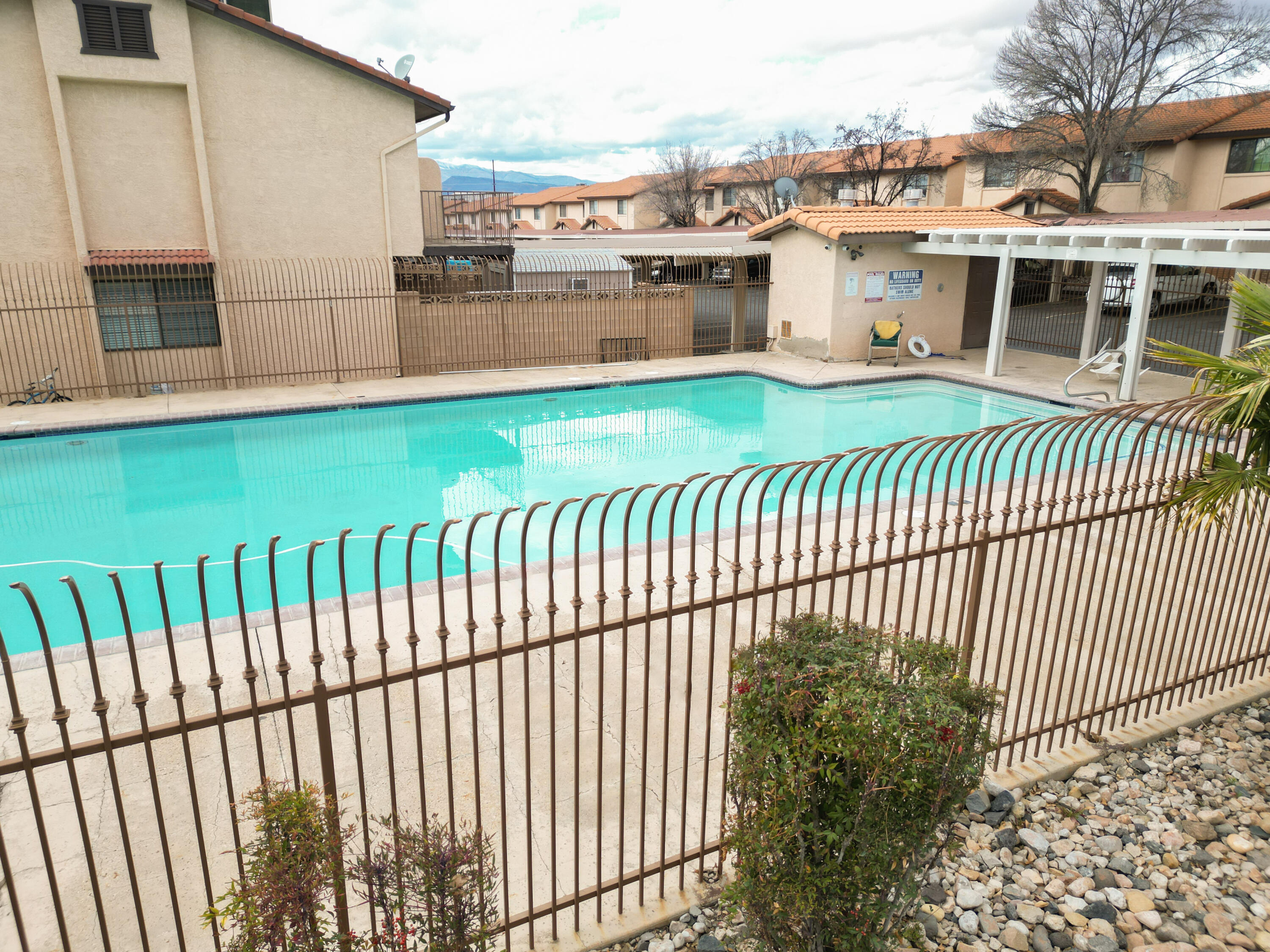 COLOR VIEW TOWNHOMES - Residential