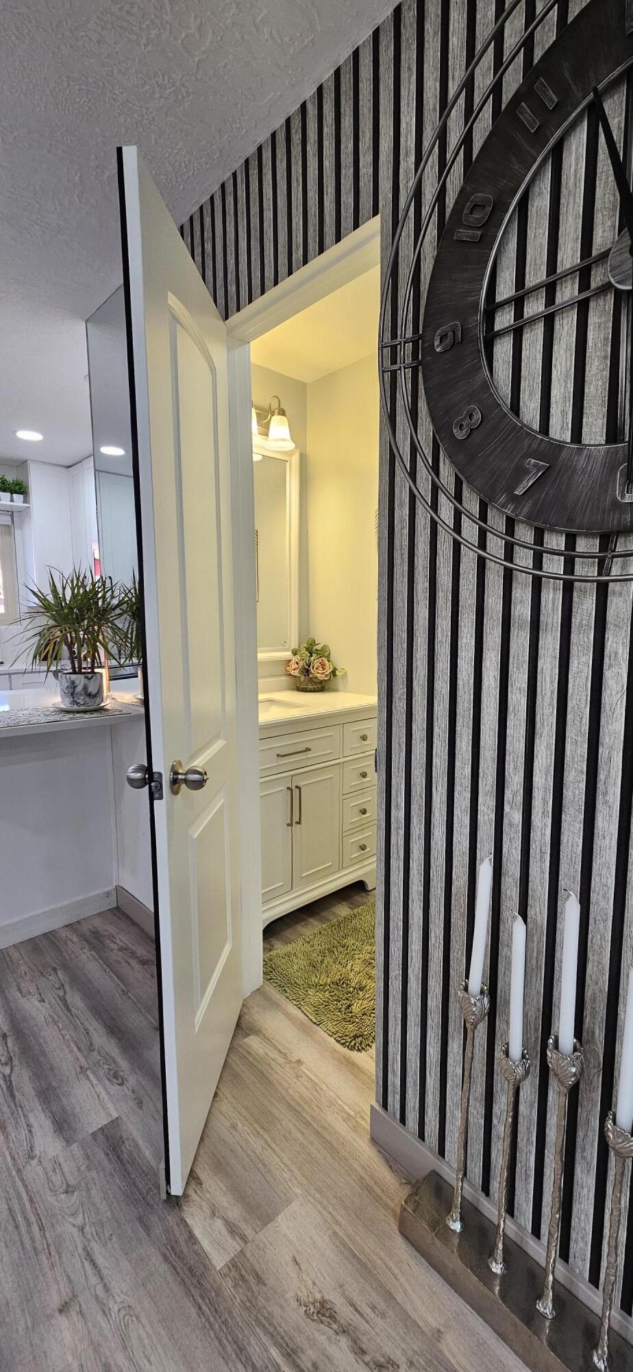 COLOR VIEW TOWNHOMES - Residential