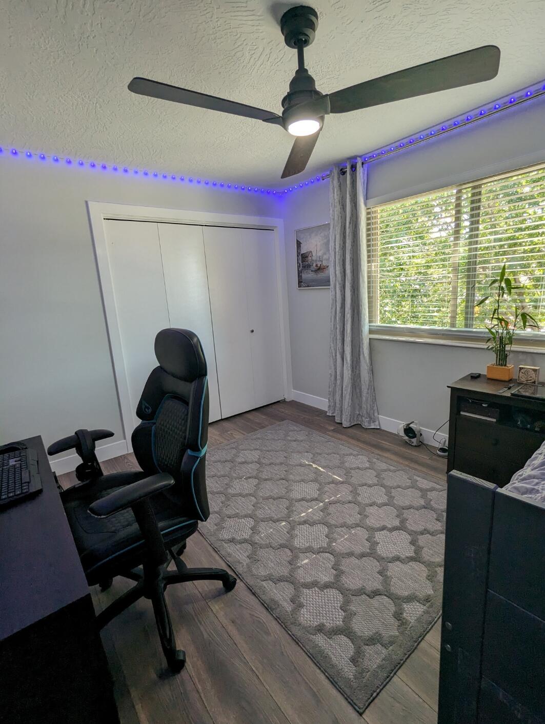 COLOR VIEW TOWNHOMES - Residential