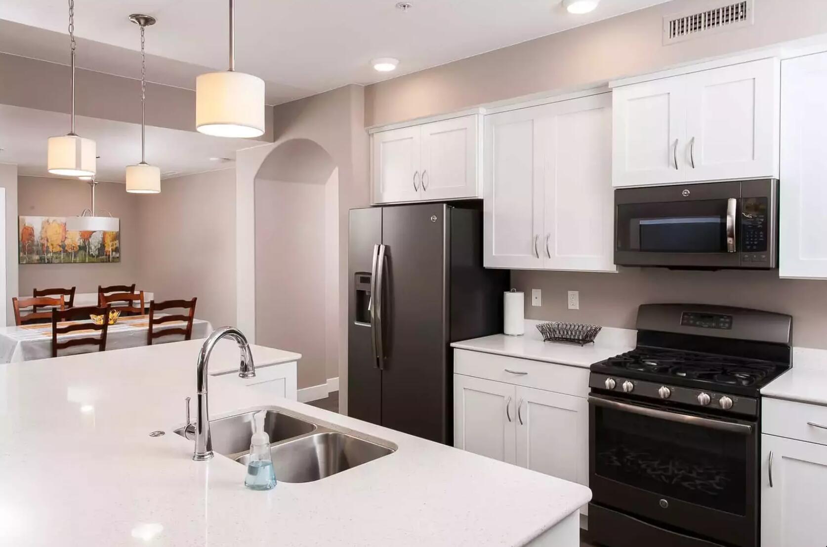 ESTANCIA - Residential