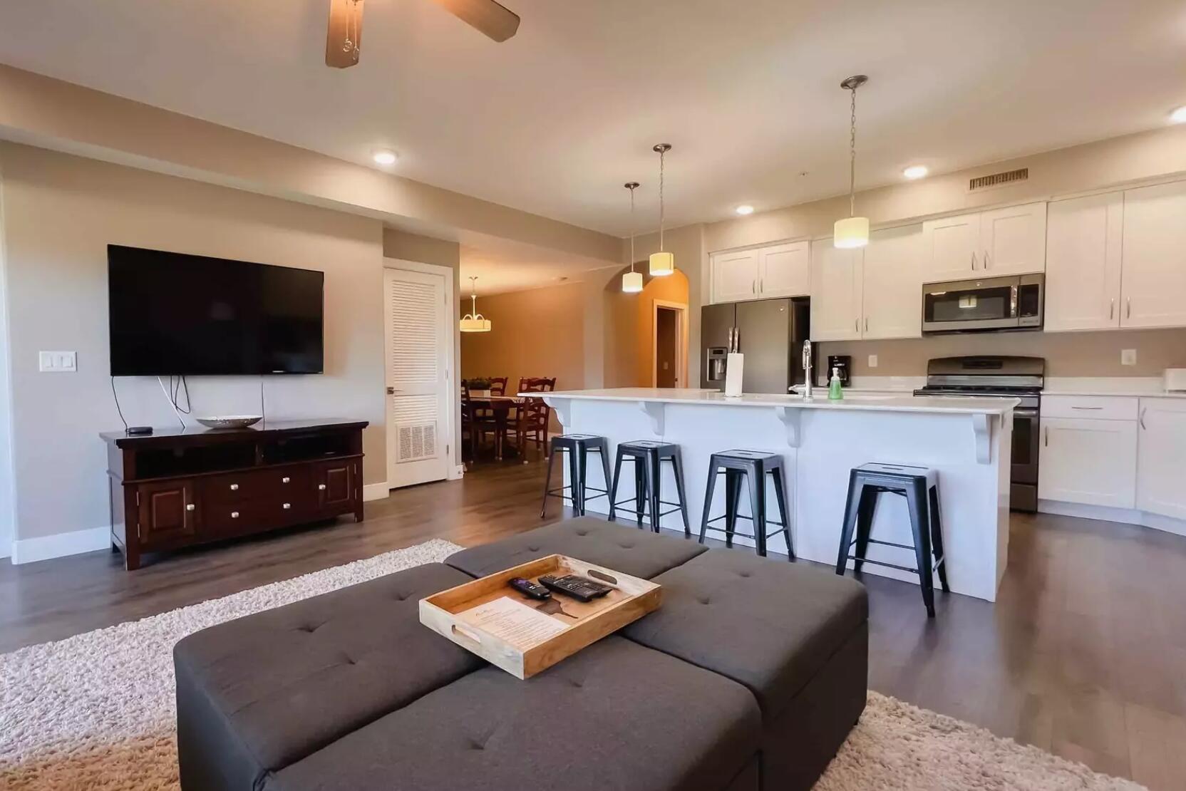 ESTANCIA - Residential