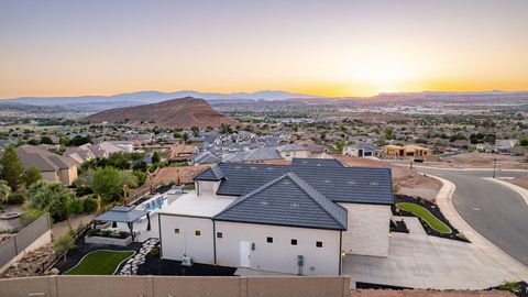 Tiny photo for 1346 E Pony Trail Way, Washington, UT 84780 (MLS # 26-273161)