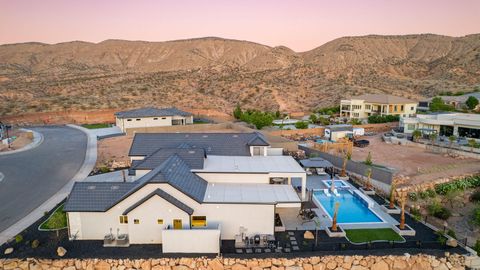 Tiny photo for 1346 E Pony Trail Way, Washington, UT 84780 (MLS # 26-273161)