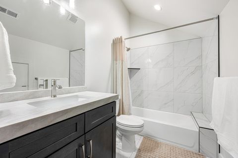 Tiny photo for 1346 E Pony Trail Way, Washington, UT 84780 (MLS # 26-273161)