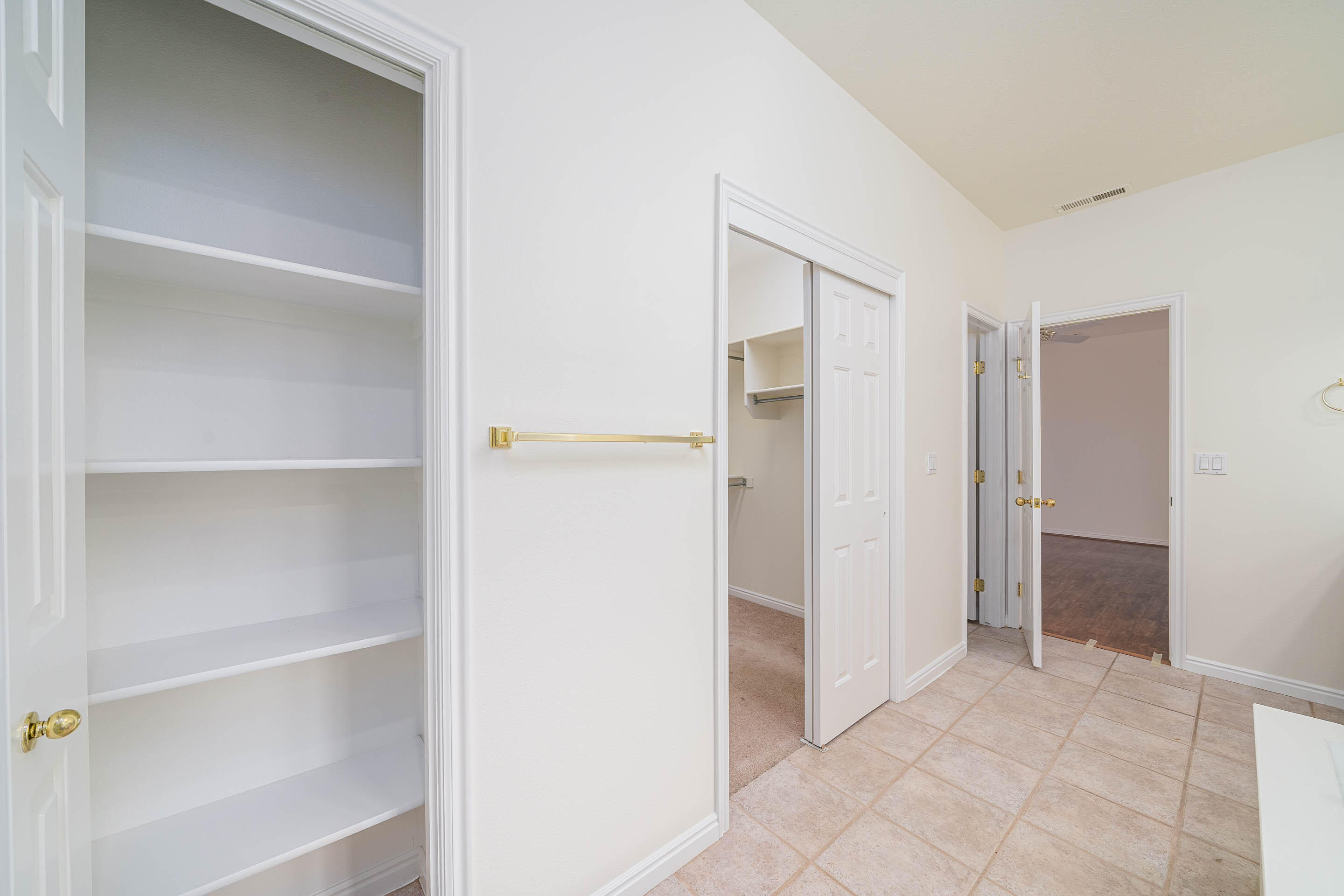 SKY RIDGE HOMESITES - Residential