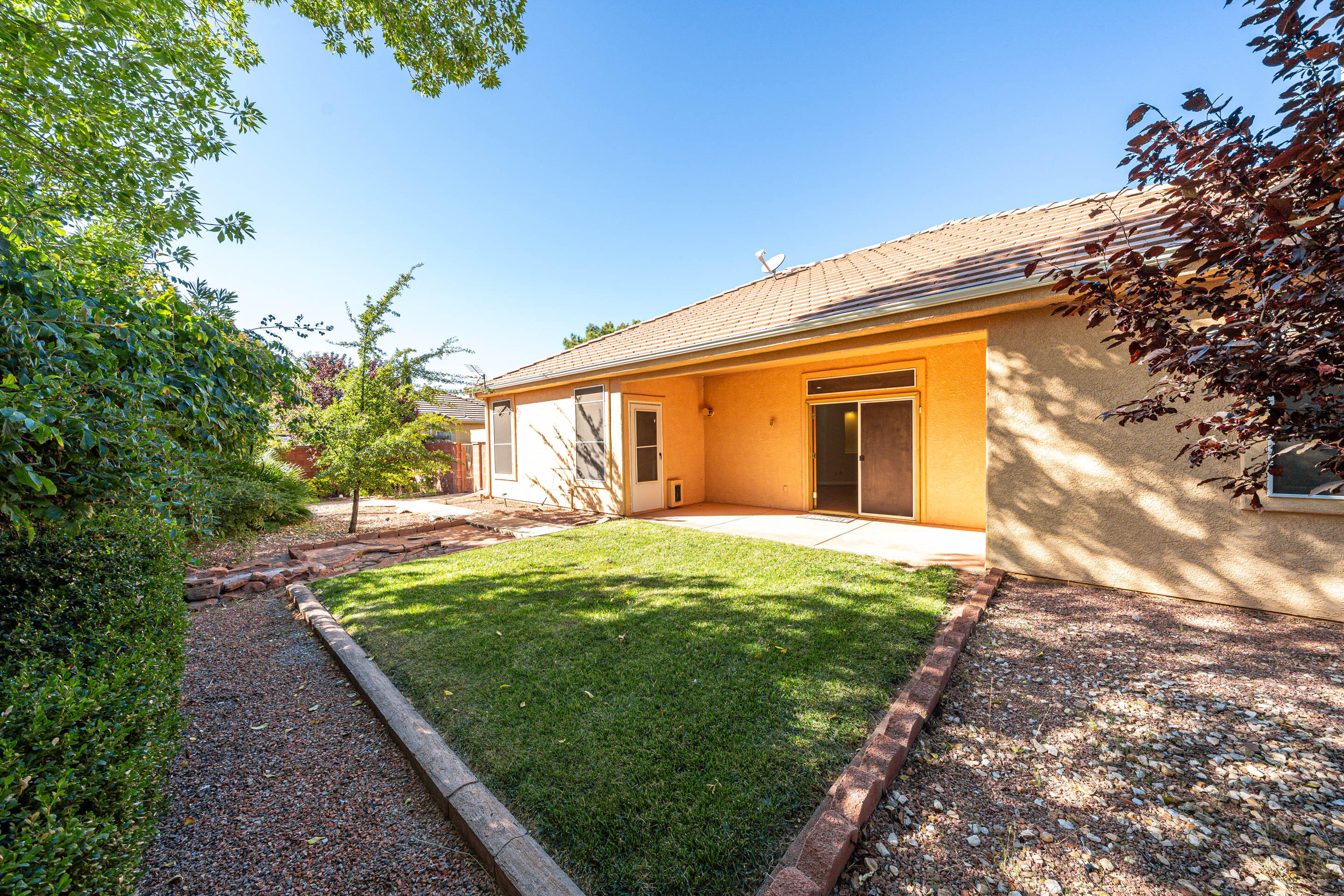 SKY RIDGE HOMESITES - Residential