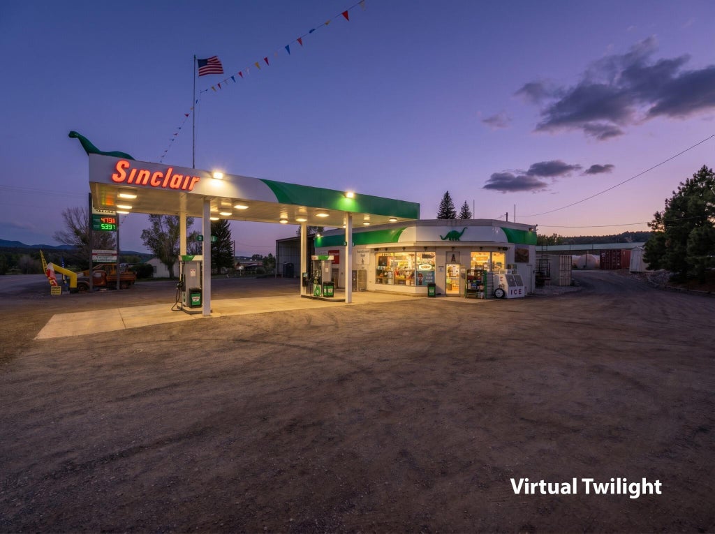 Photo of 182 S MAIN ST, Enterprise, UT 84725 (MLS # 26-273268)