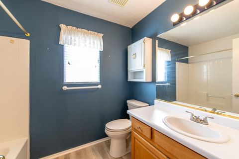 Tiny photo for 411 Majestic DR, Ivins, UT 84738 (MLS # 26-268533)