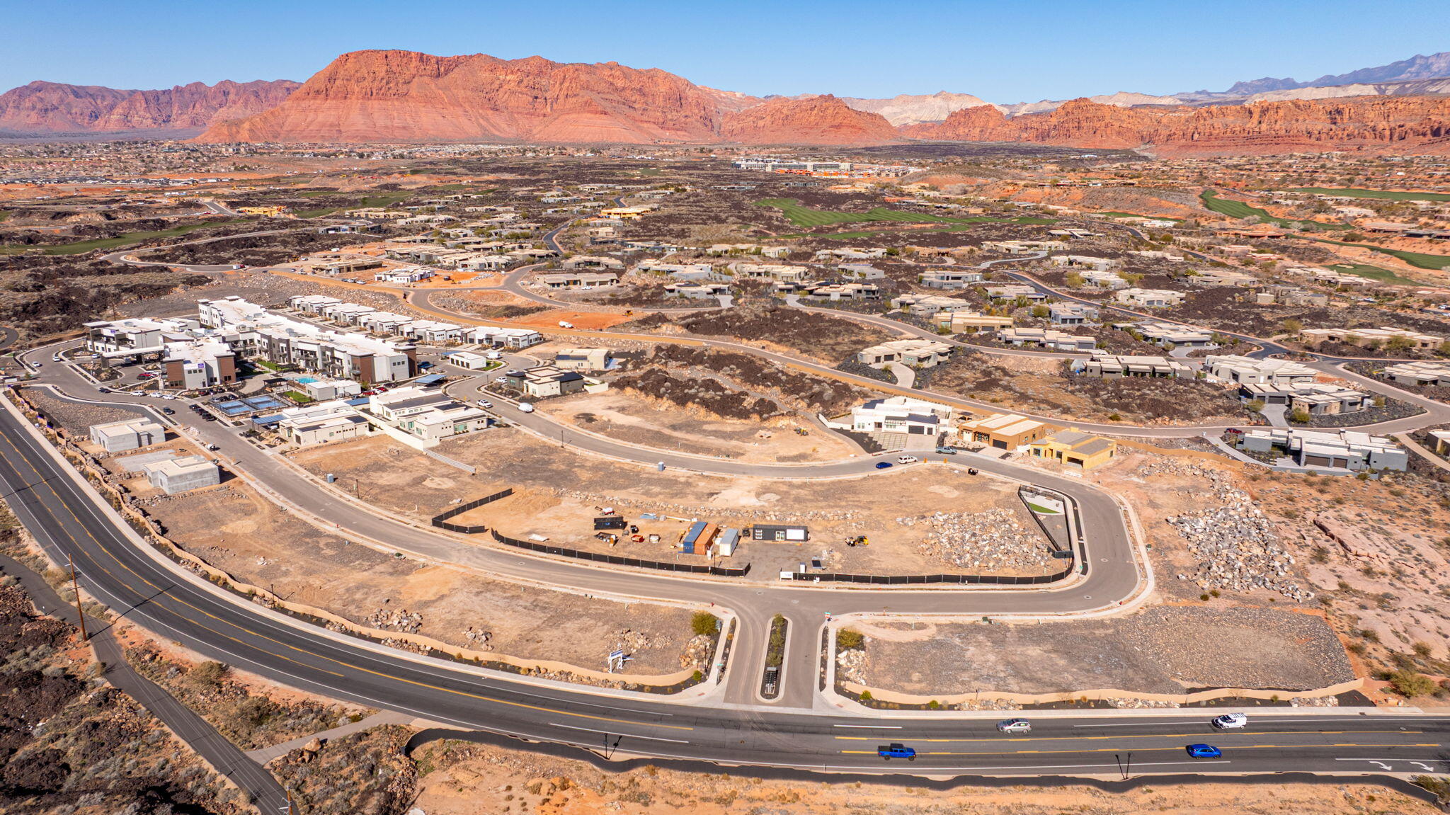 POINT AT SNOW CANYON - Residential