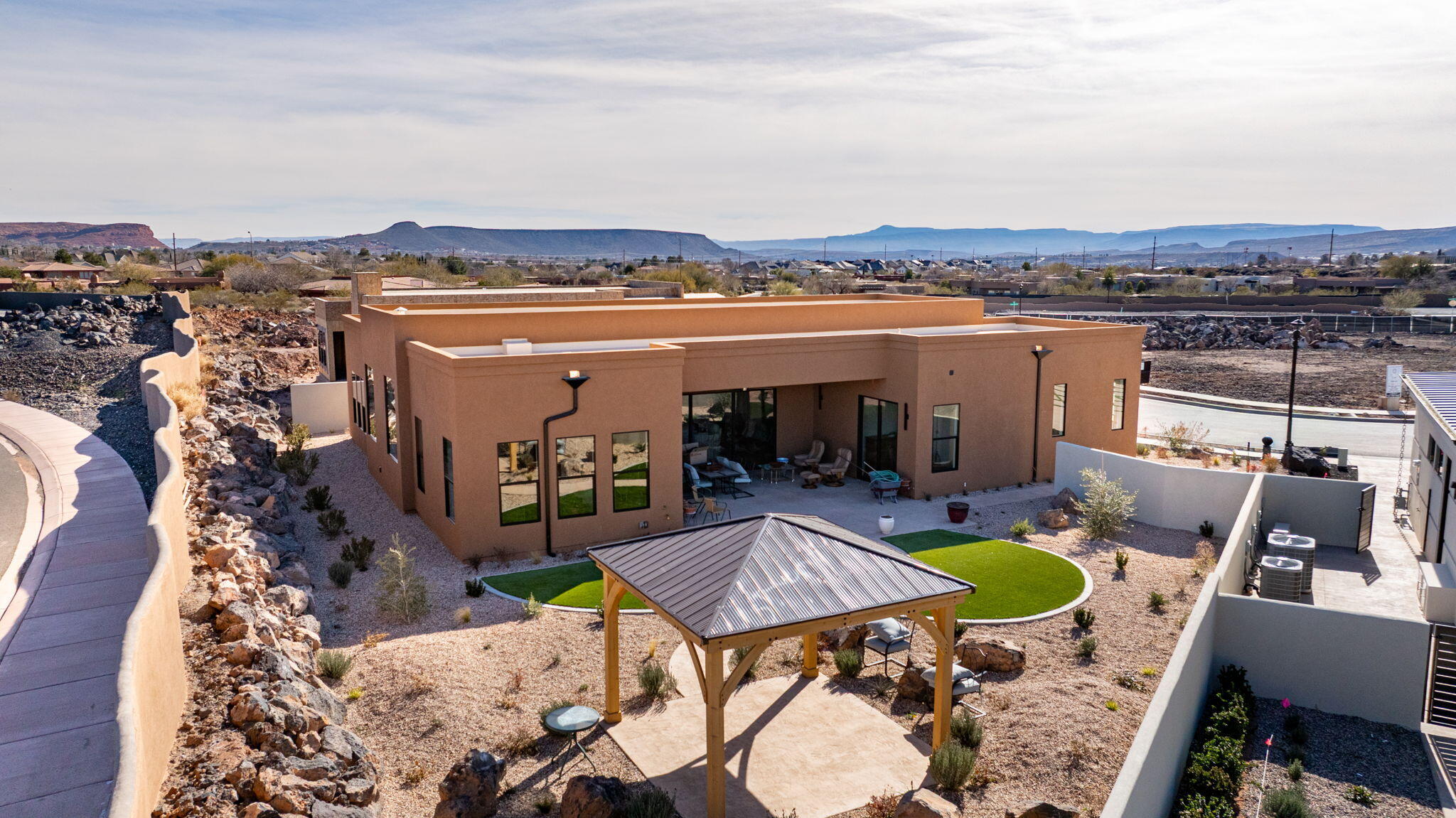 POINT AT SNOW CANYON - Residential