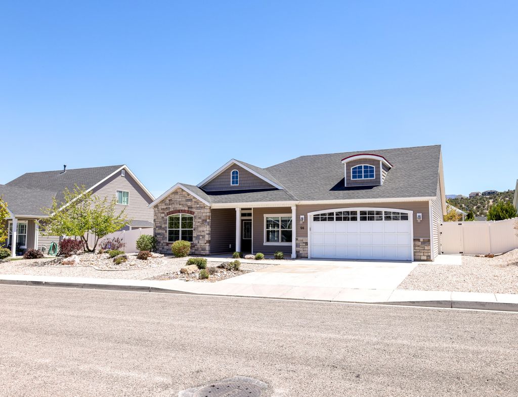 Photo of 94 N Windsor RD, Cedar City, UT 84720 (MLS # 26-272398)