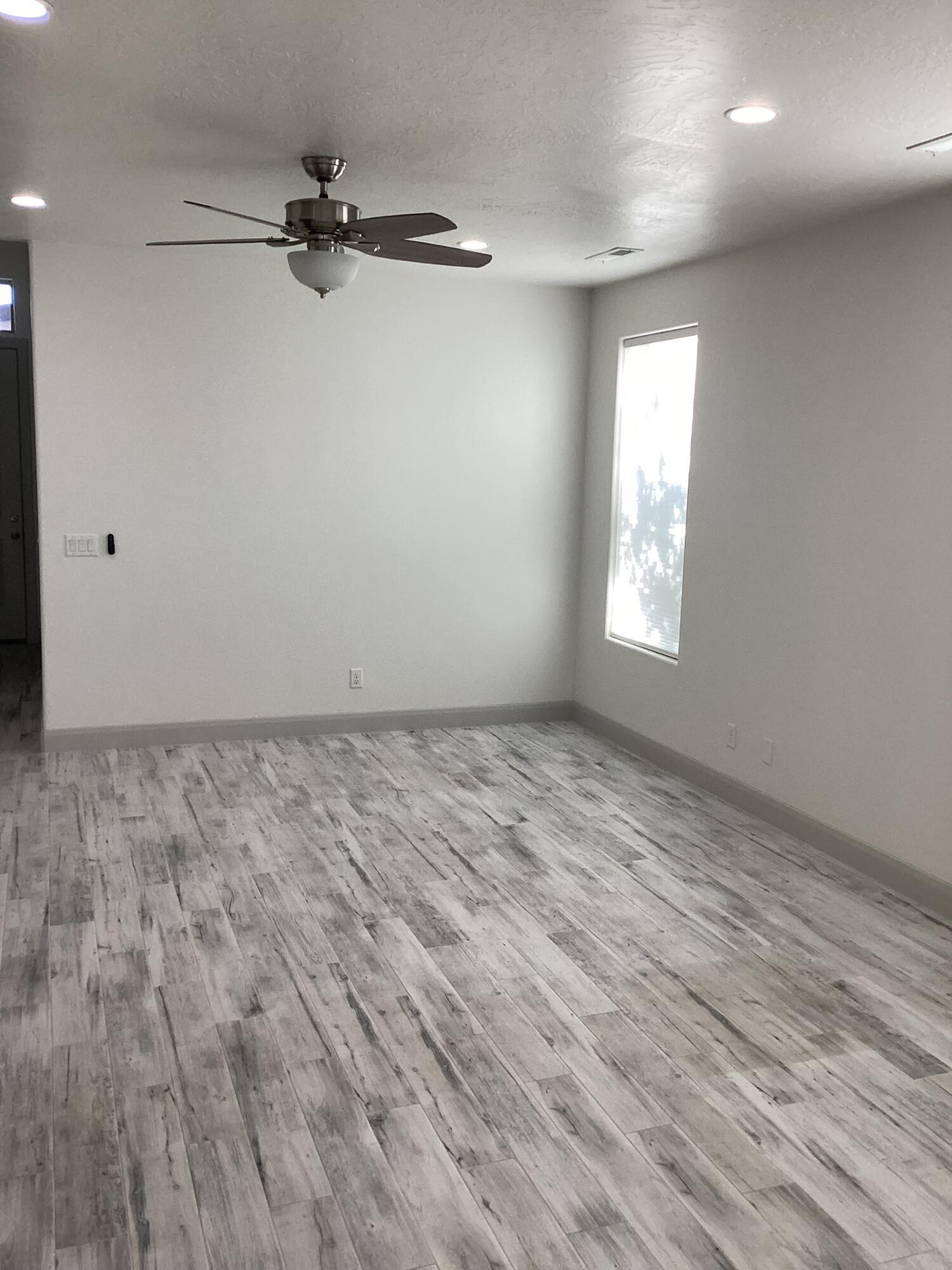 ZIONS GATE ESTATES - Residential