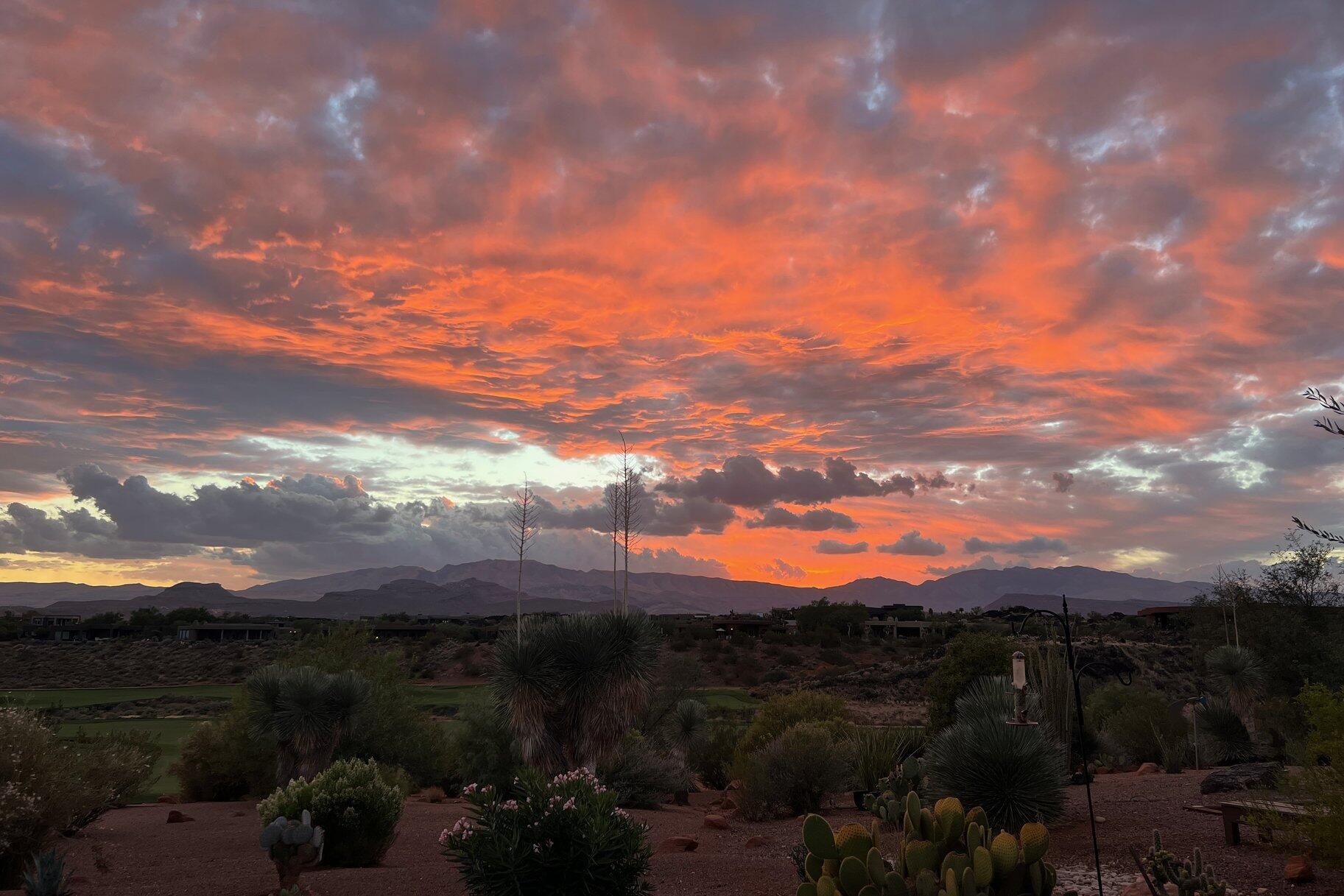 ANASAZI RIDGE AT ENTRADA - Residential