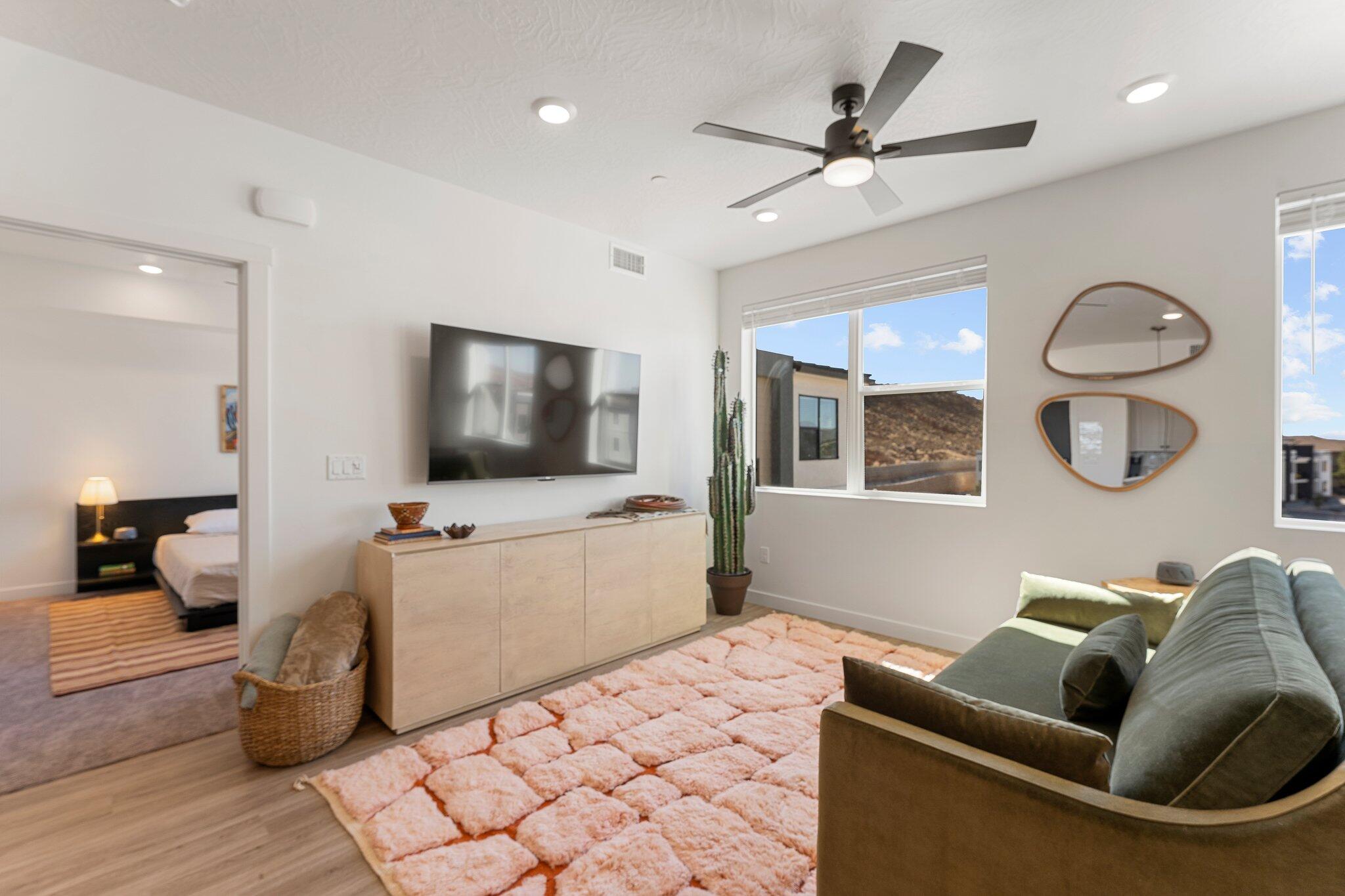 CORAL SPRINGS CONDOMINIUMS - Residential