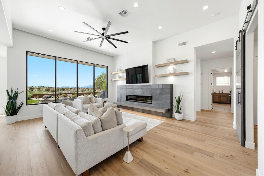 Photo of 1779 W Red Cloud DR, Saint George, UT 84770 (MLS # 26-271688)