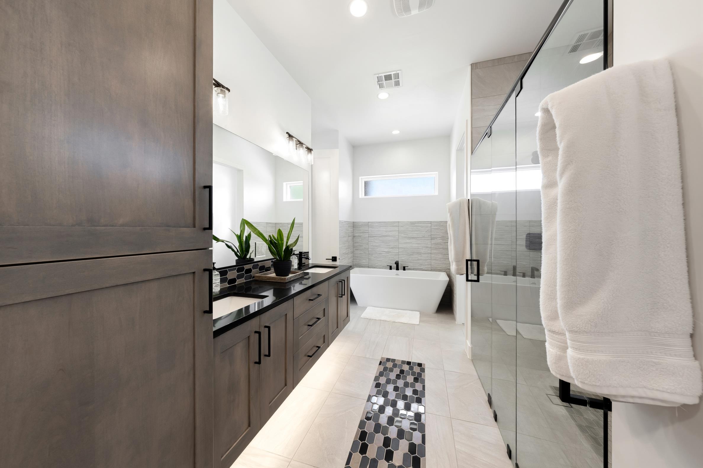 LEDGES OF SG RED CLOUD - Residential