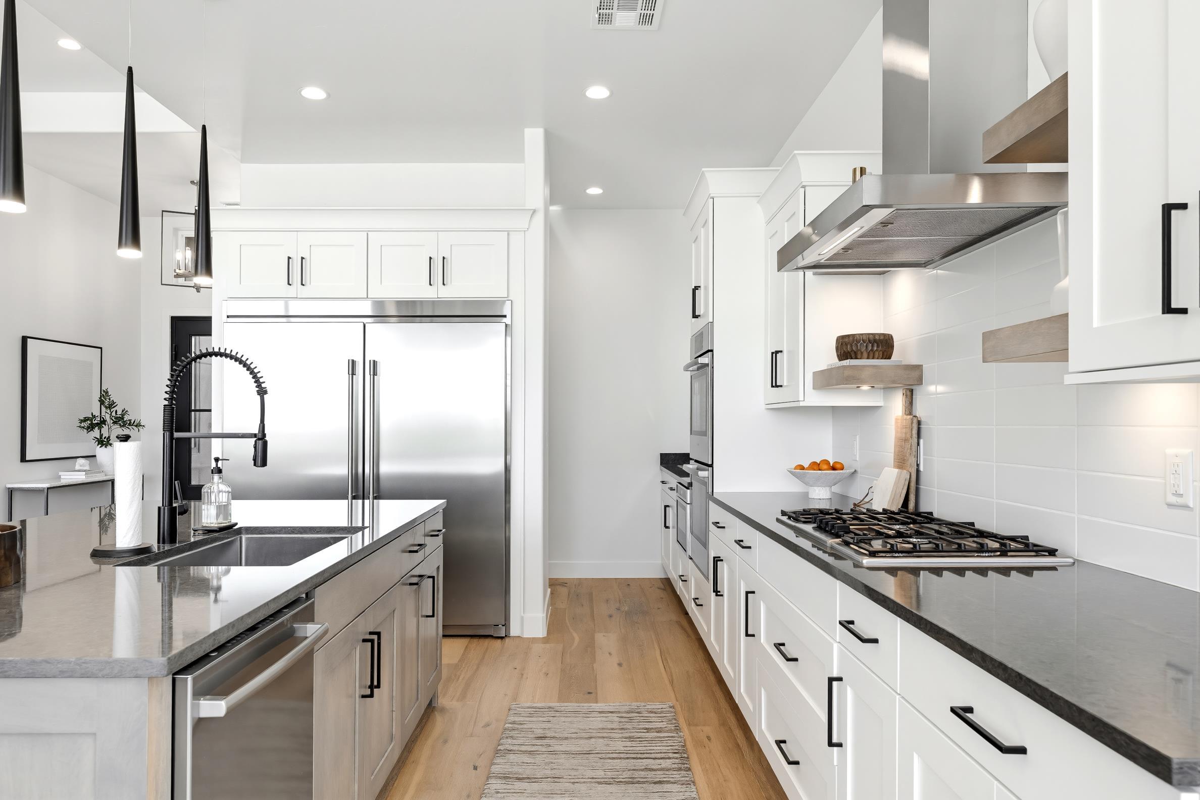 LEDGES OF SG RED CLOUD - Residential